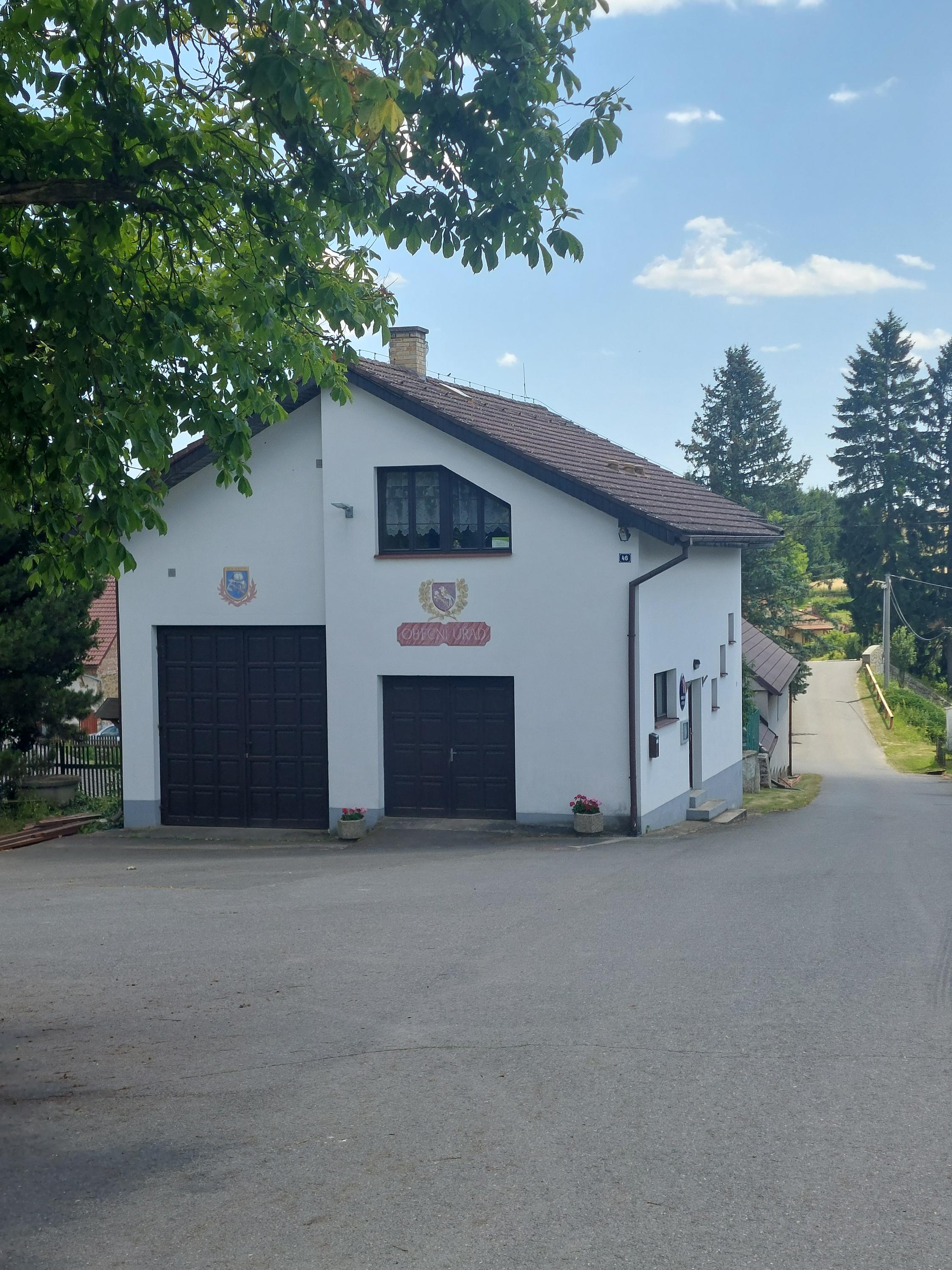 Stehlovice - obecní úřad foto 2
