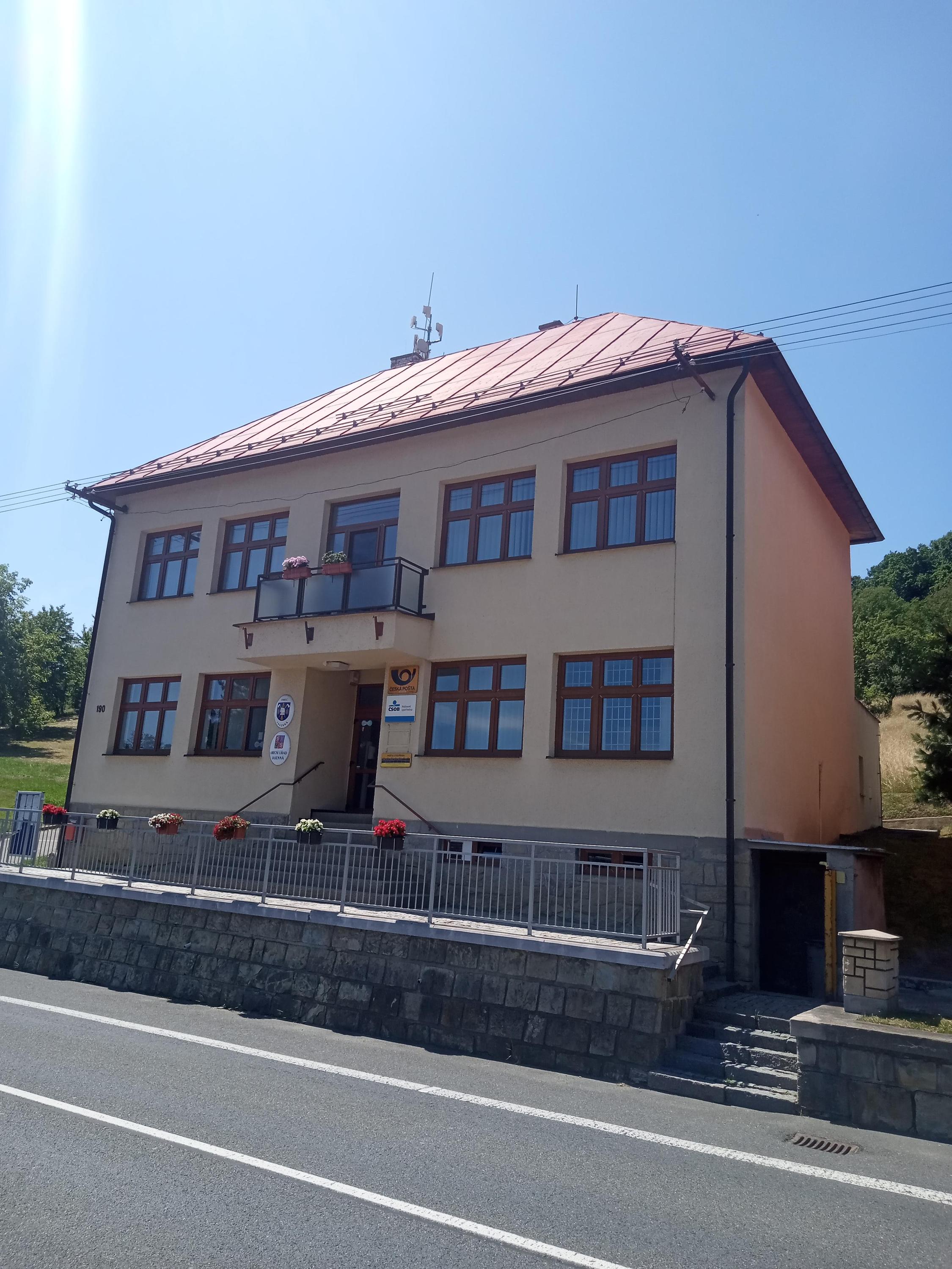 Jasenná - obecní úřad foto 4