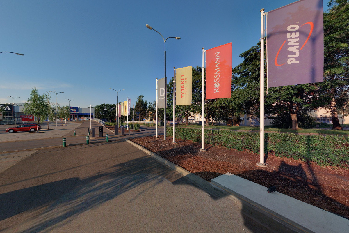 Dr. Max - výdejní box