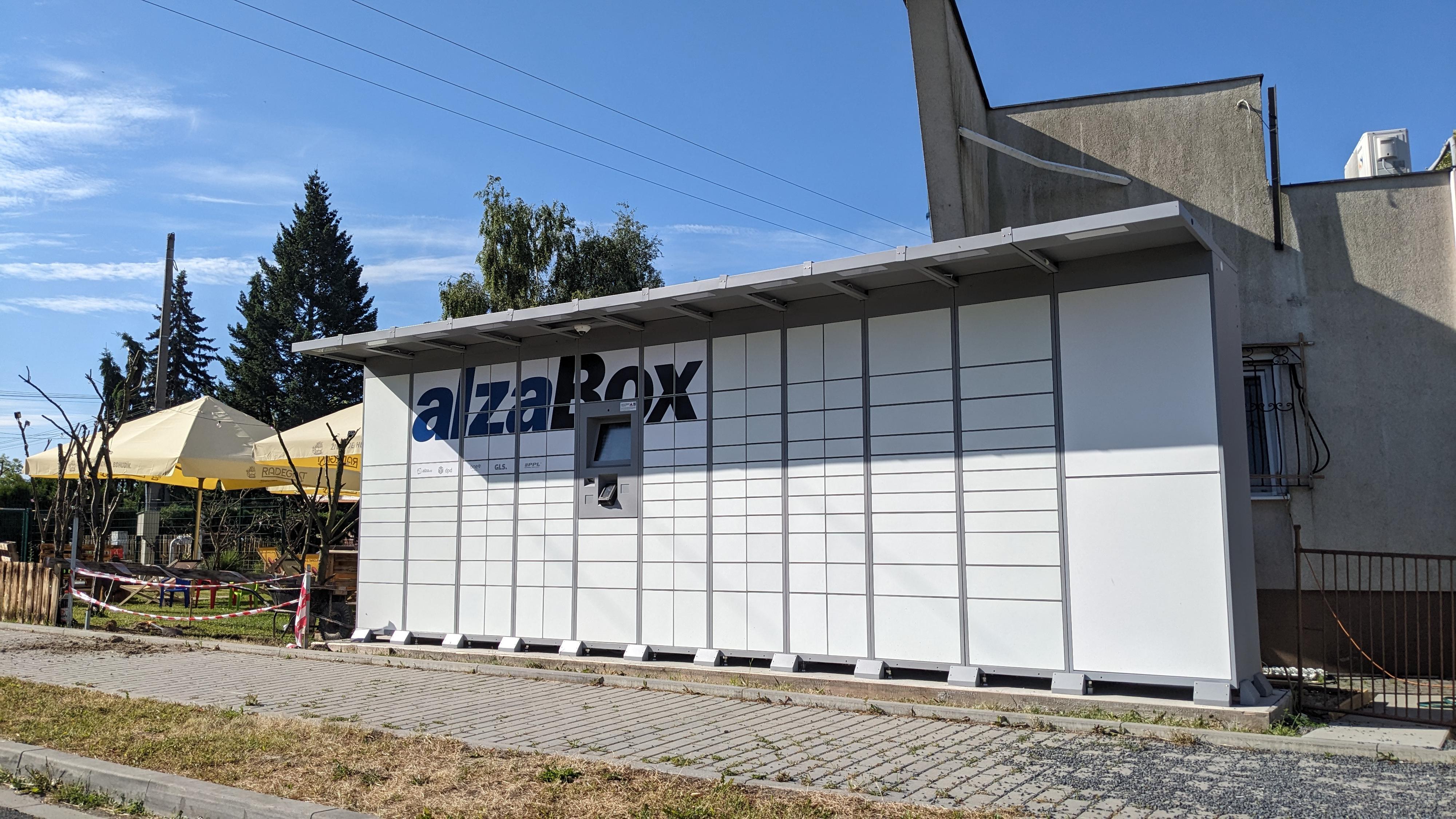 AlzaBox