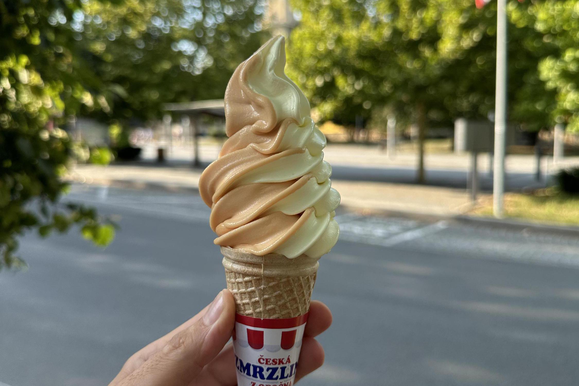 Smetanová zmrzka