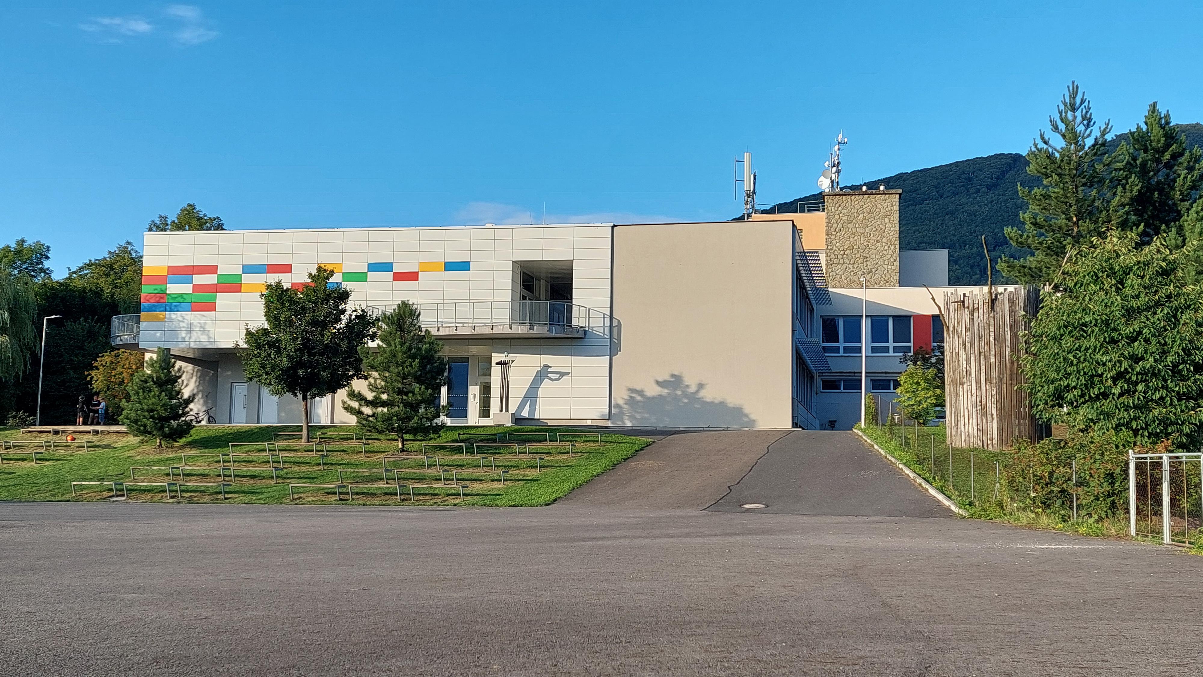 Základní škola a mateřská škola Karla Svolinského, Kunčice pod Ondřejníkem