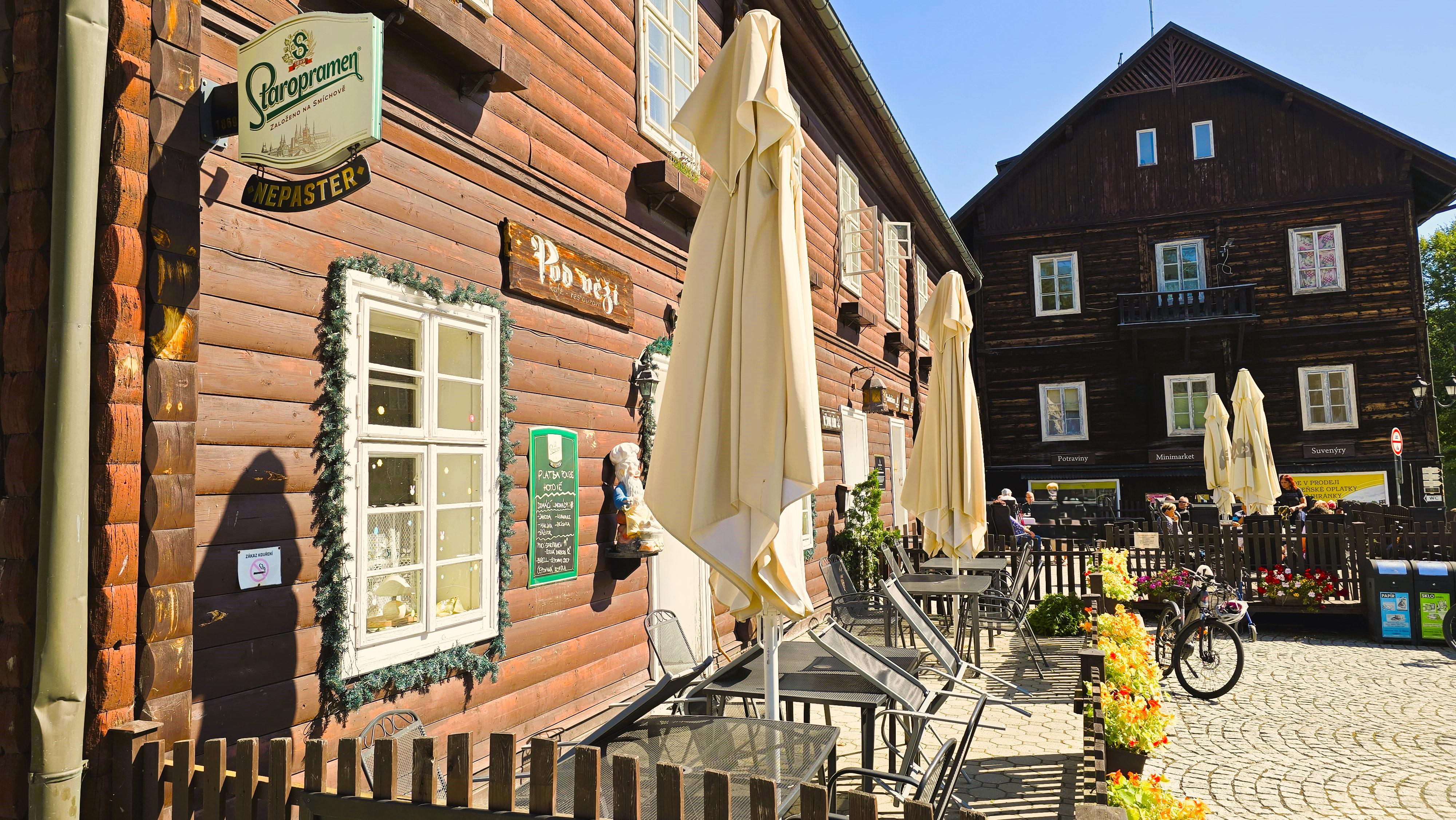 Kafé-restaurant Pod věží foto 2