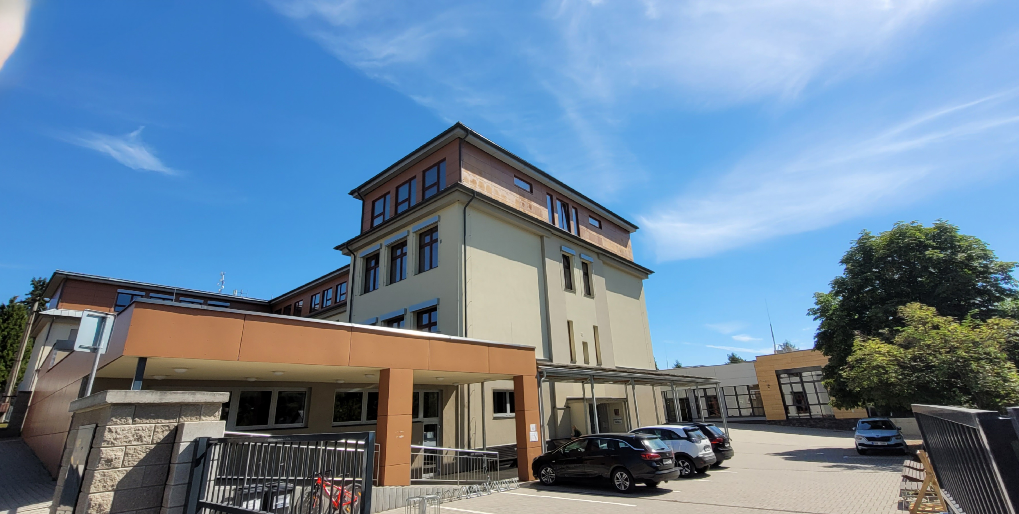 ZŠ T. G. Masaryka Mnichovice, Bezručova