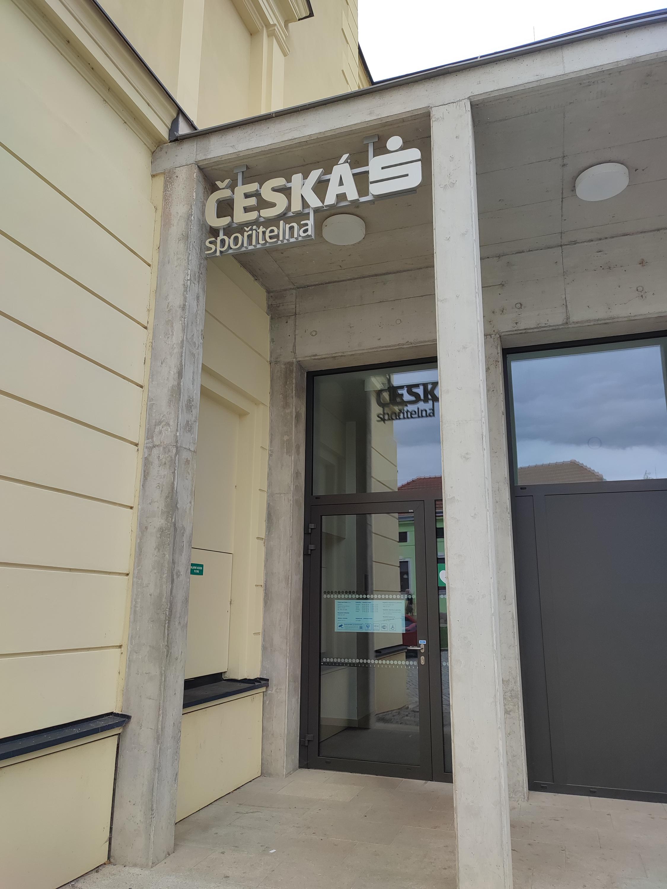 Česká spořitelna, a.s. foto 2