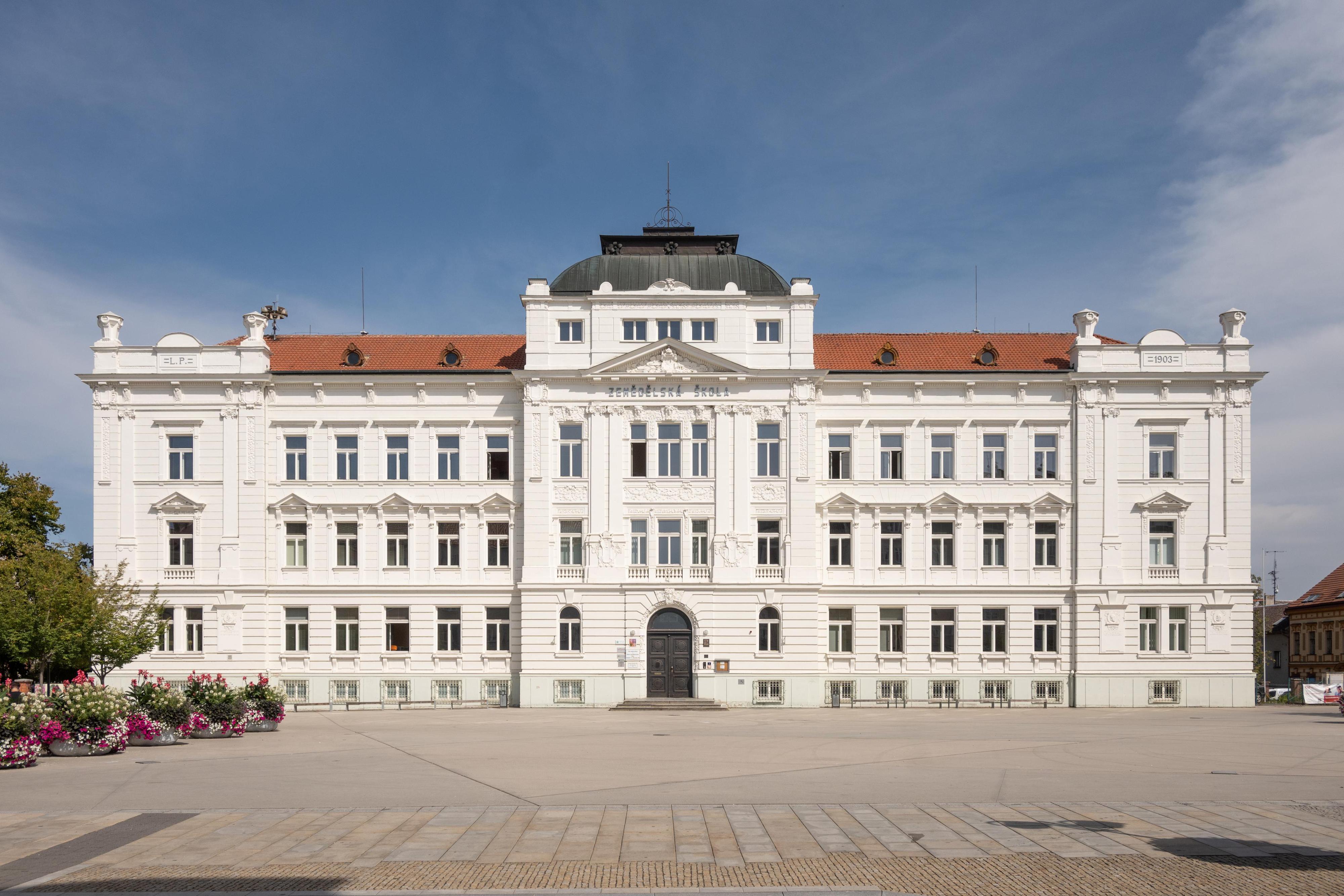 Vyšší odborná škola zemědělská Tábor foto 3
