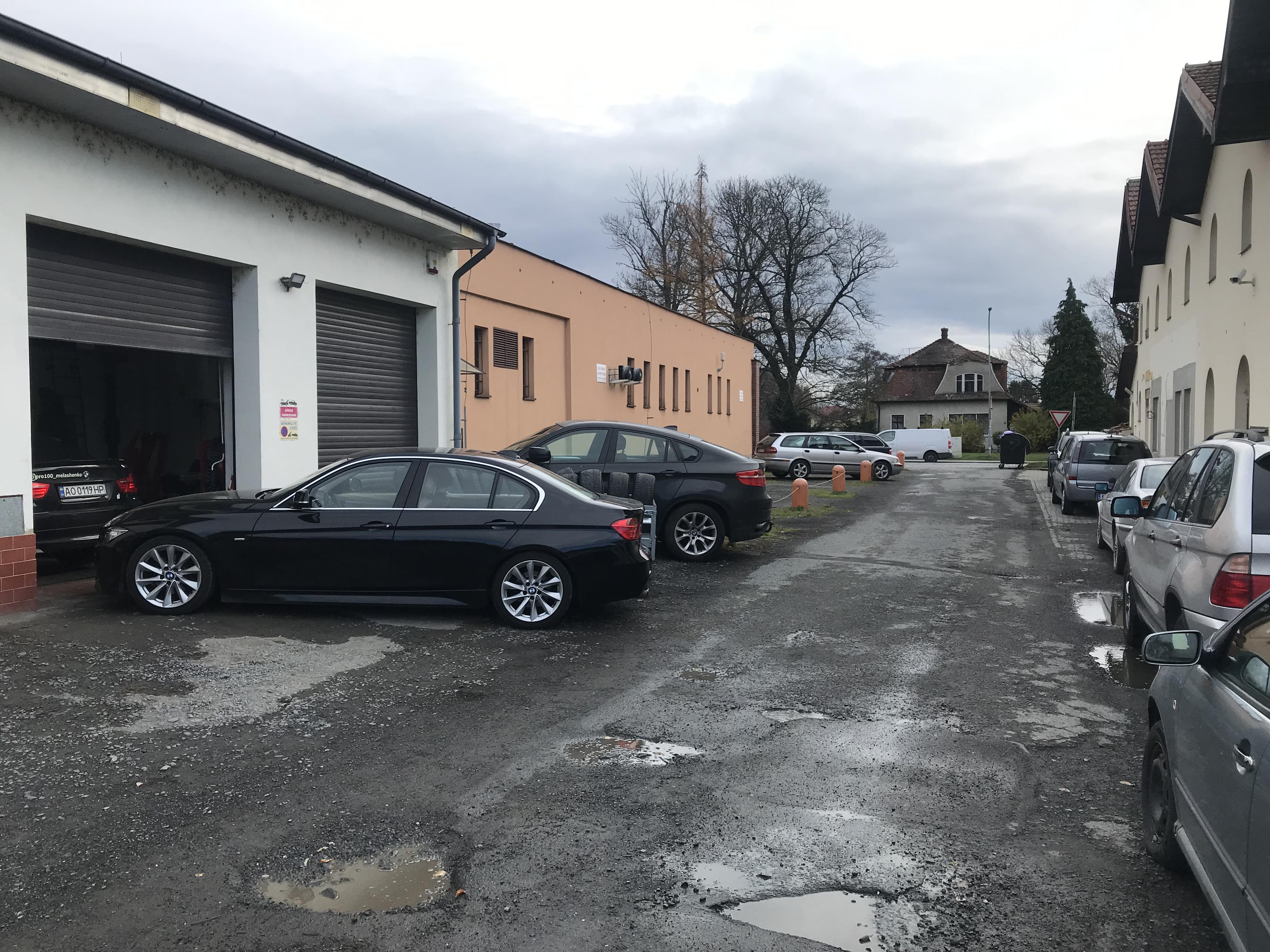 BimServis autoservis BMW foto 2