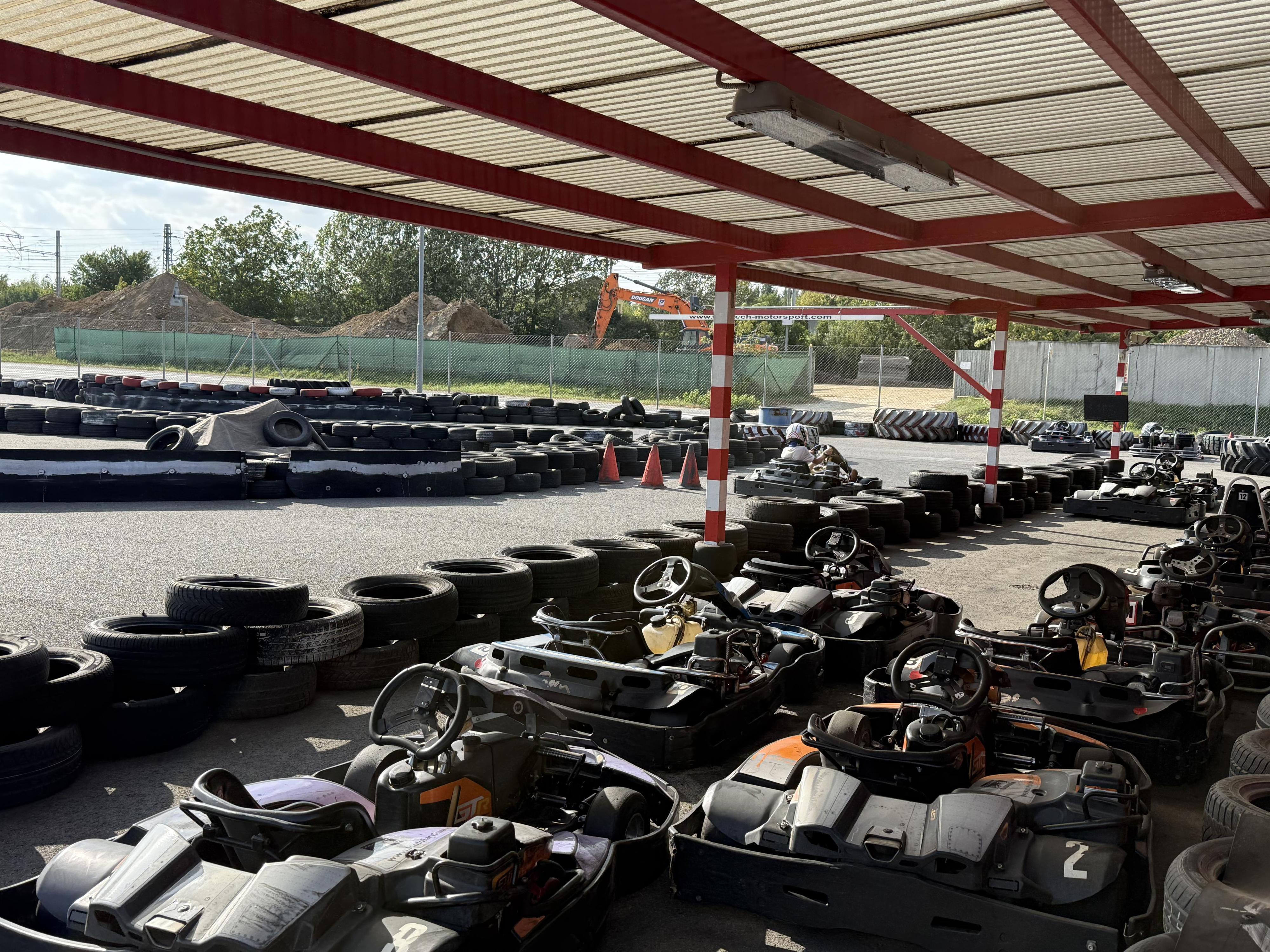 MOTOKÁRY Staré Město foto 3