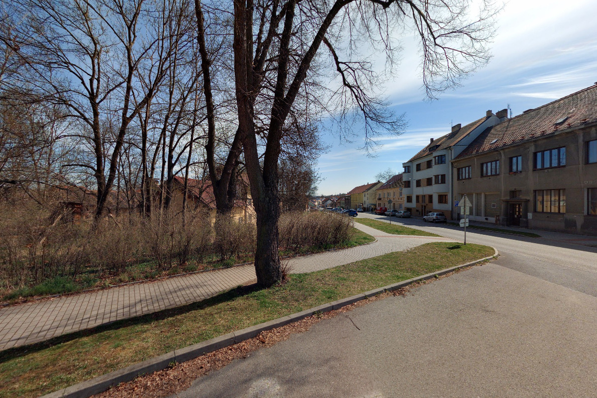 Multifunkční dobíjecí stanice Ledeos