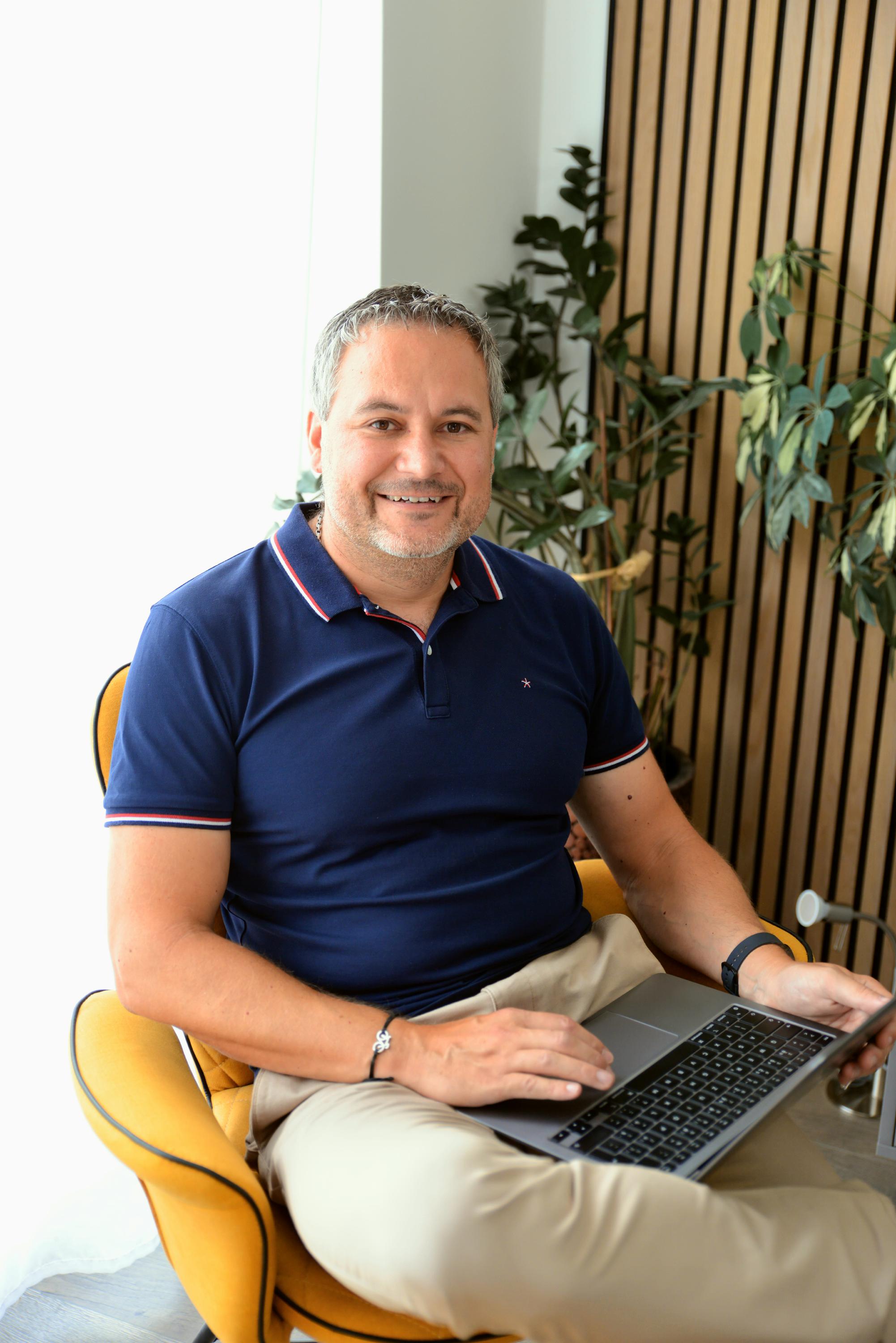 Ing. David Krátký - realitní makléř QARA foto 3