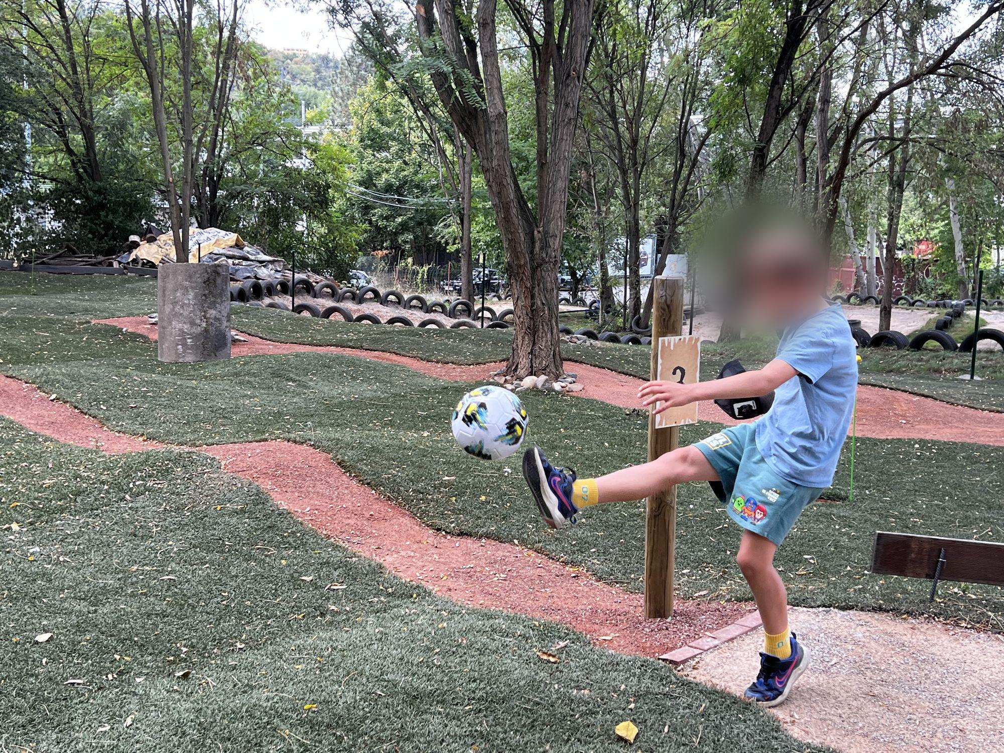 Fotbalgolf - Pirátí zátoka foto 3