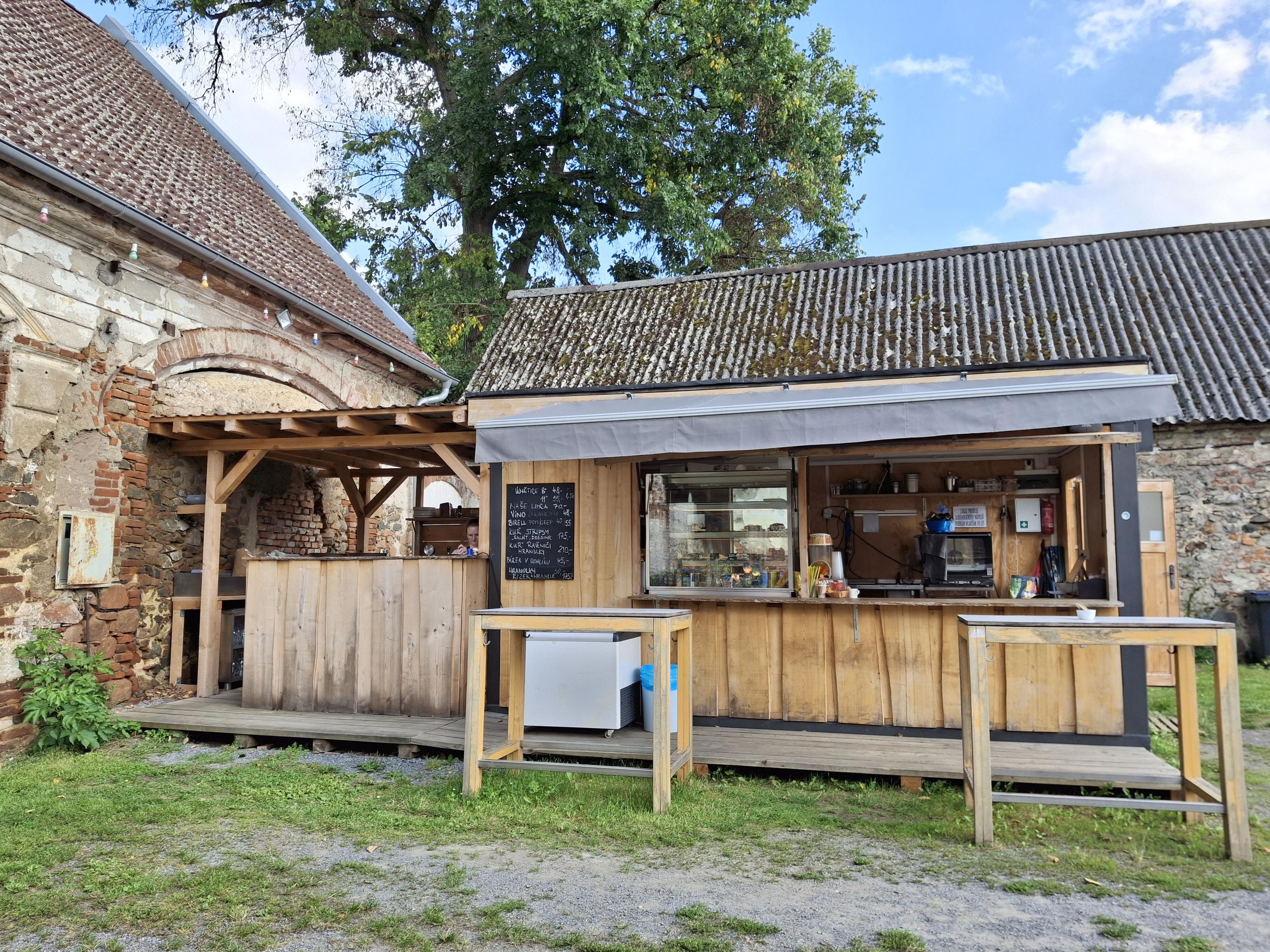 Kavárna a bistro Bouda