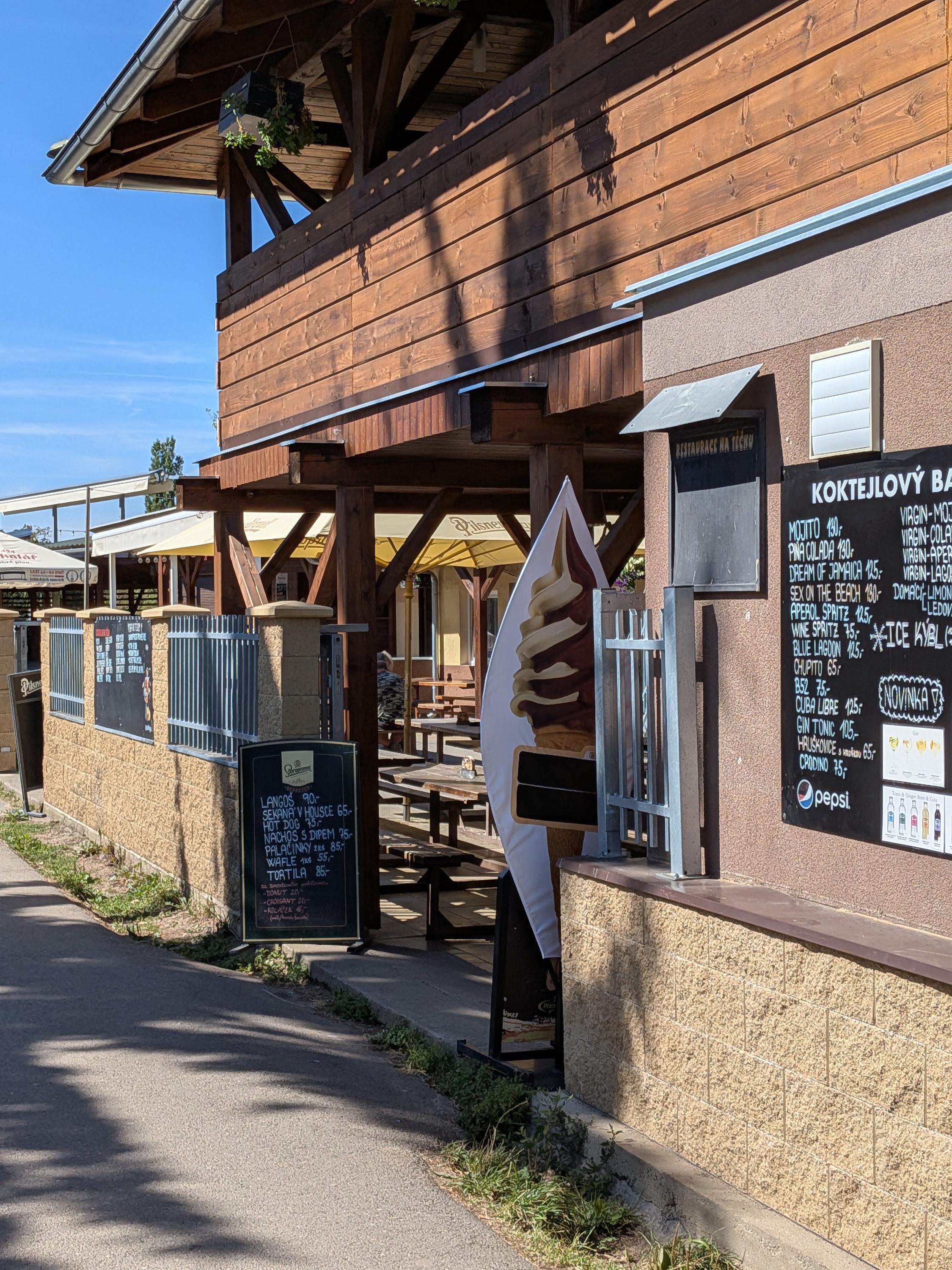 Restaurace Na Téčku foto 1