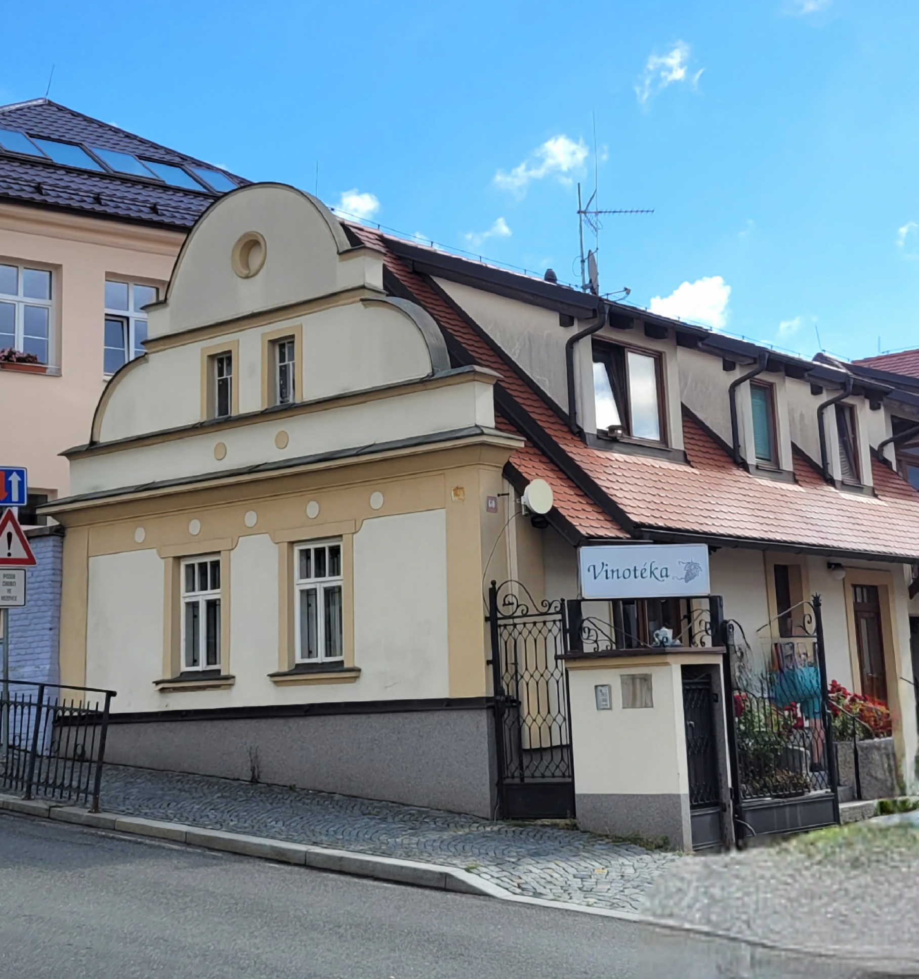 Vinotéka U Kostela foto 5