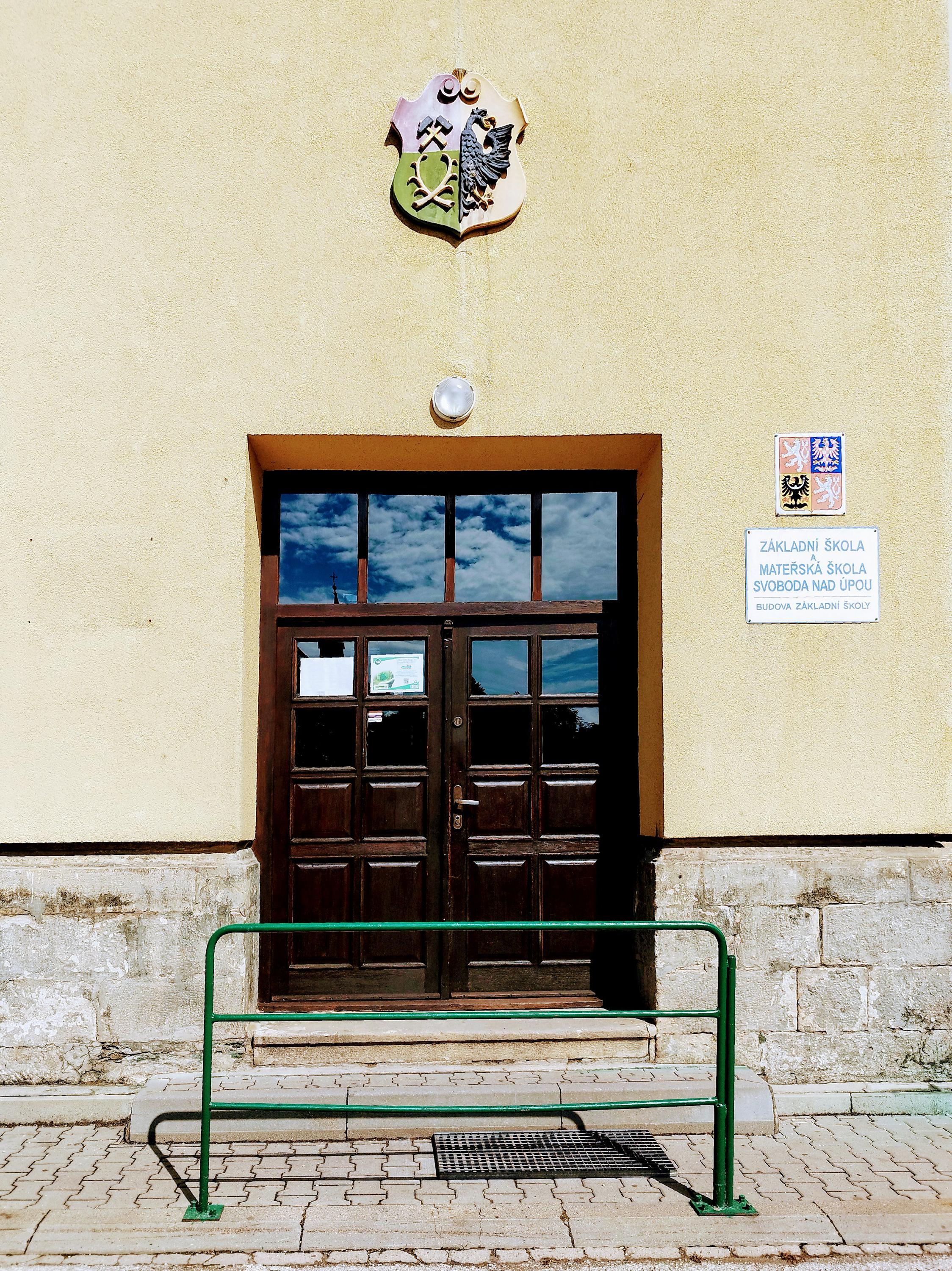 ZŠ a MŠ Svoboda nad Úpou foto 3