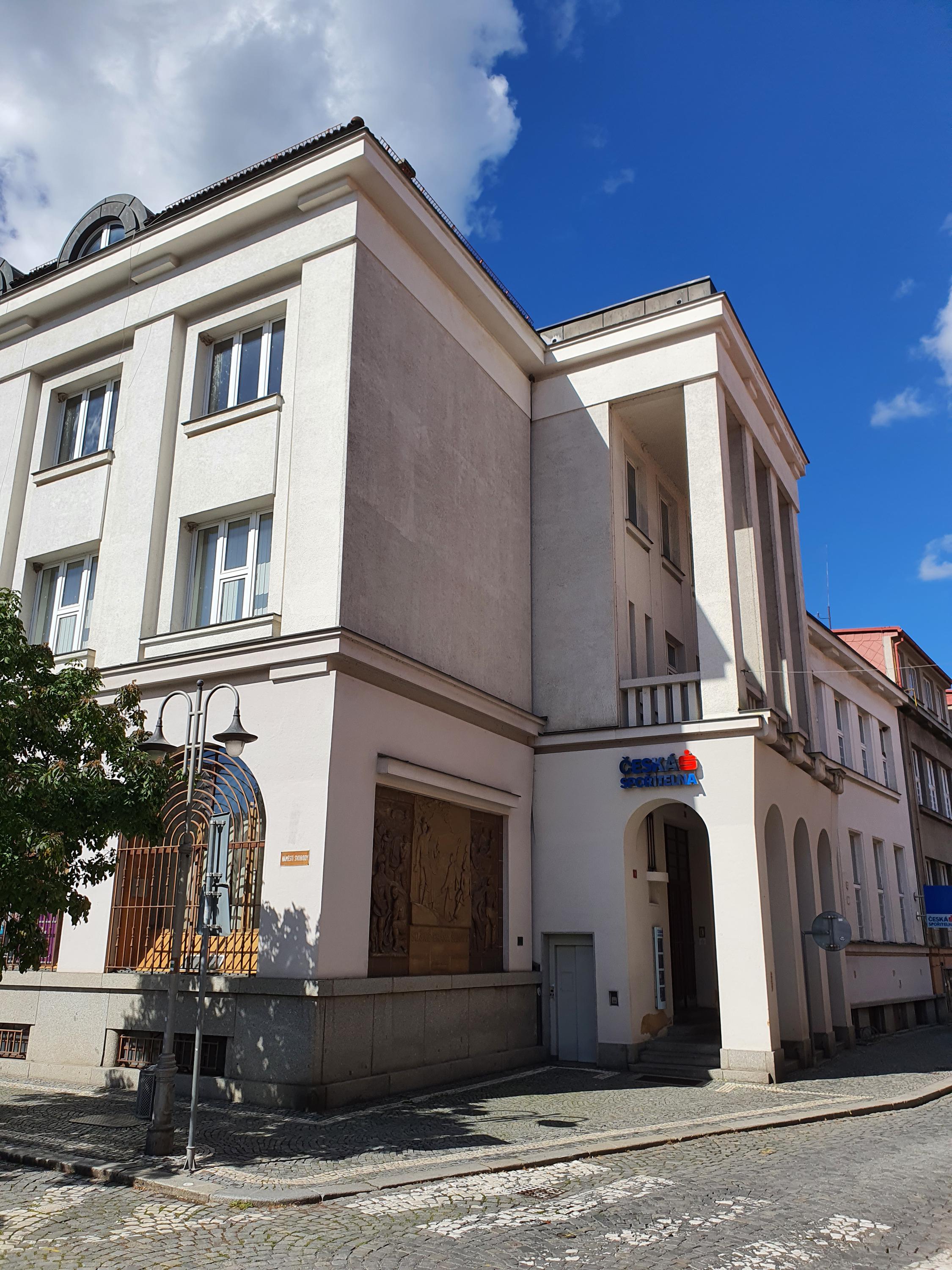 Česká spořitelna, a.s. foto 2