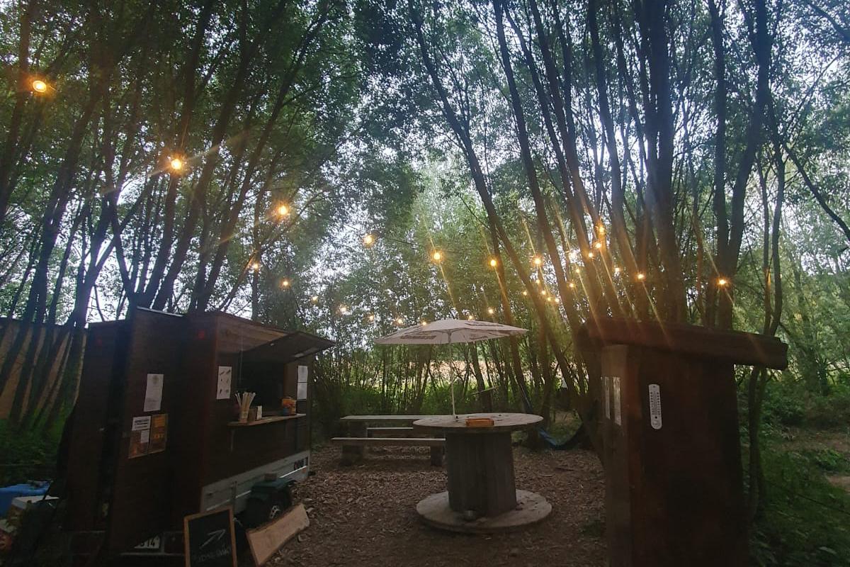 Třídvorský minibar & Bar U Františka