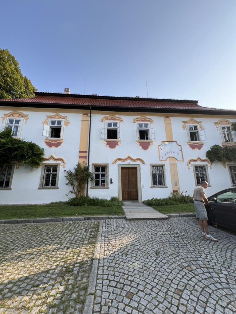 Zámeček Ostrov foto 2