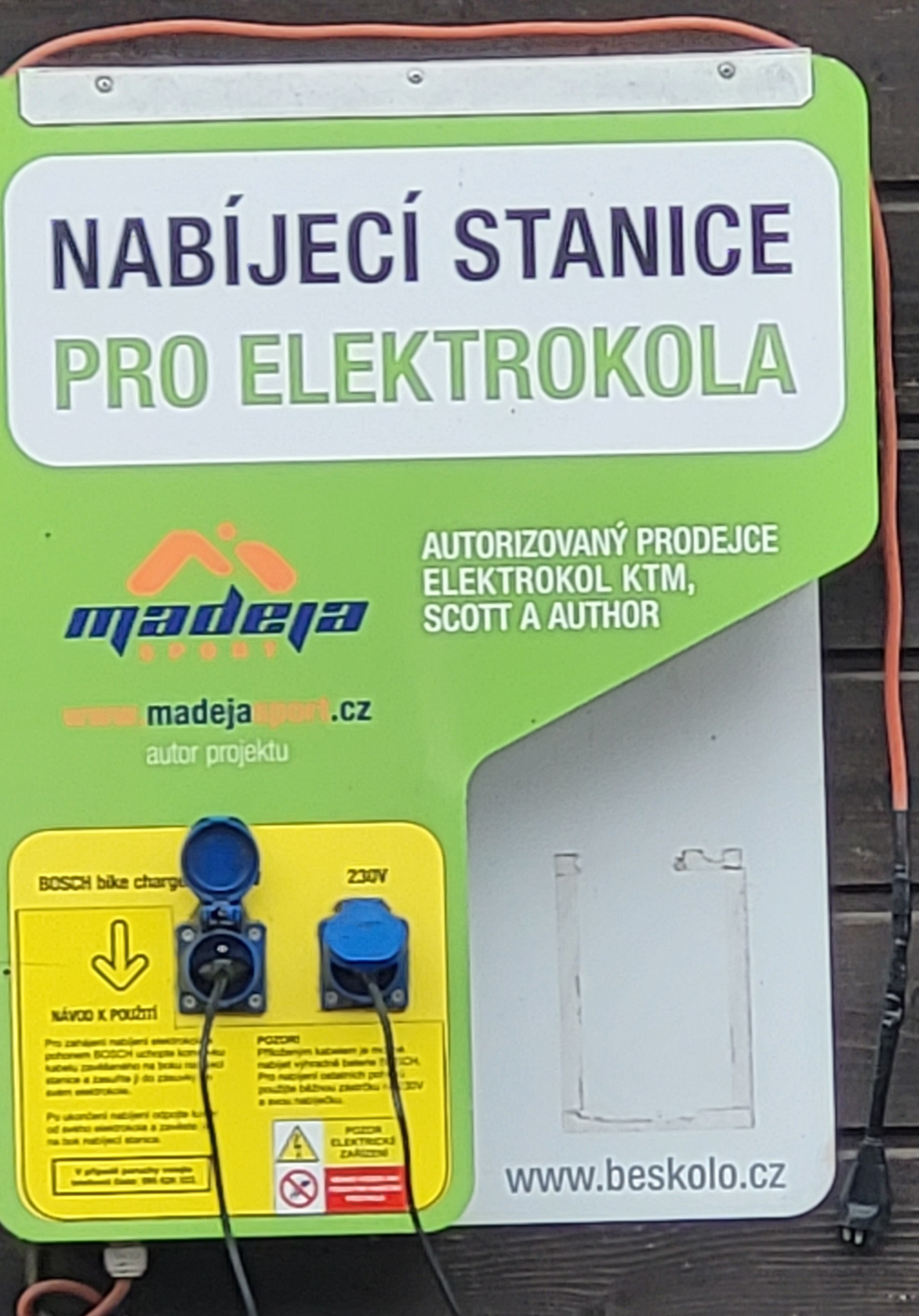 Nabíjecí stanice foto 5