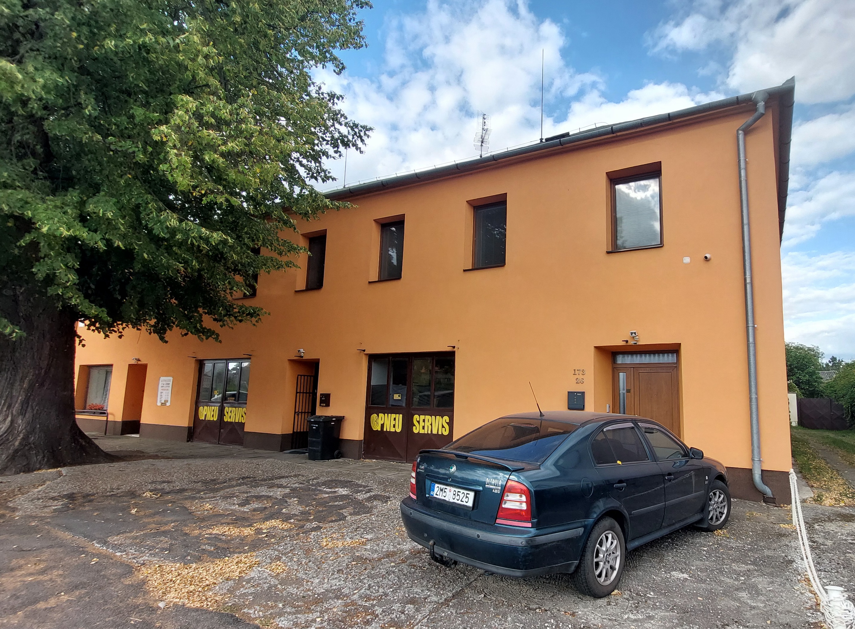 Autopneuservis Samuel foto 4