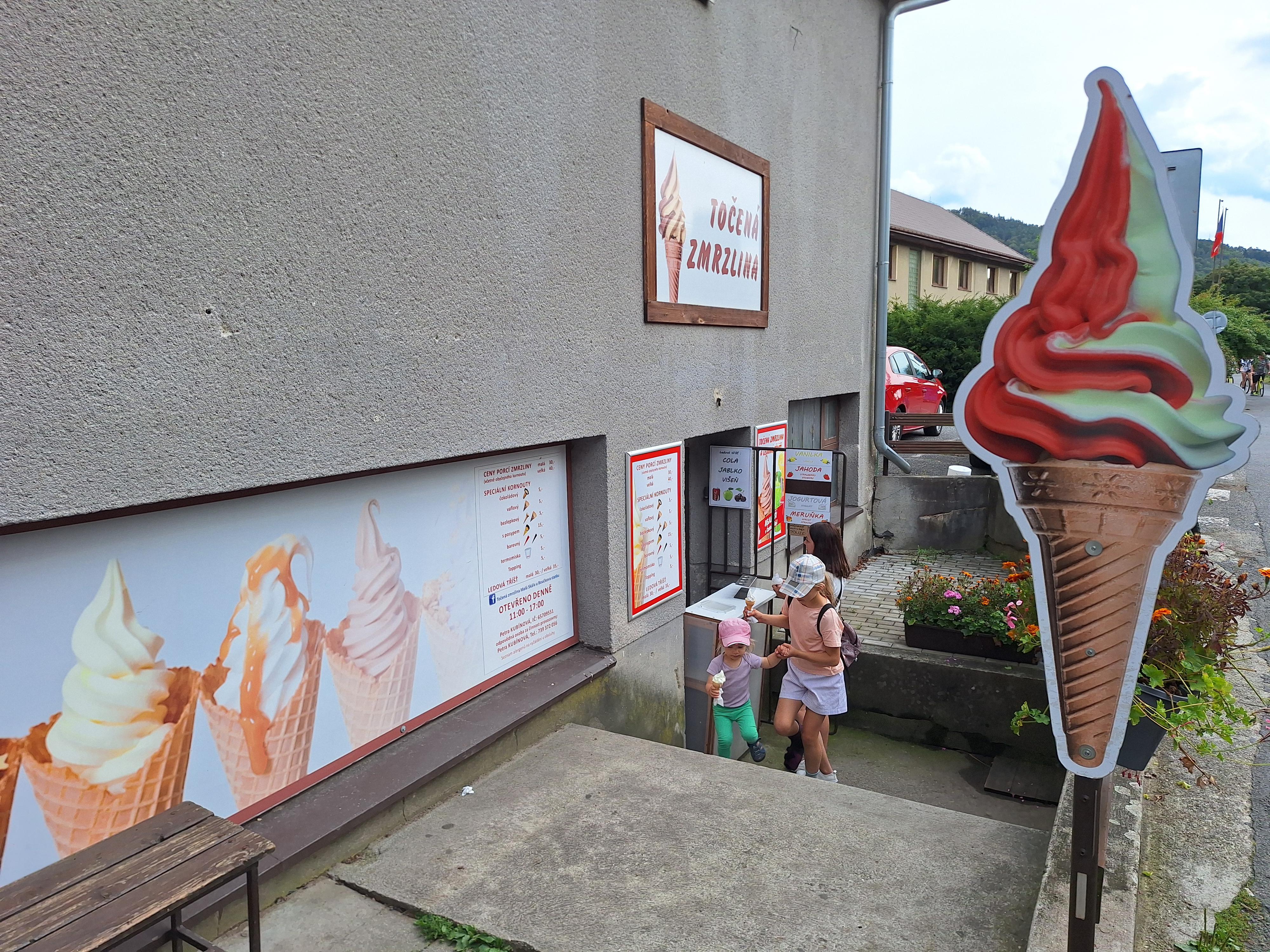 Točená zmrzlina Malá Skála u Boučkova statku