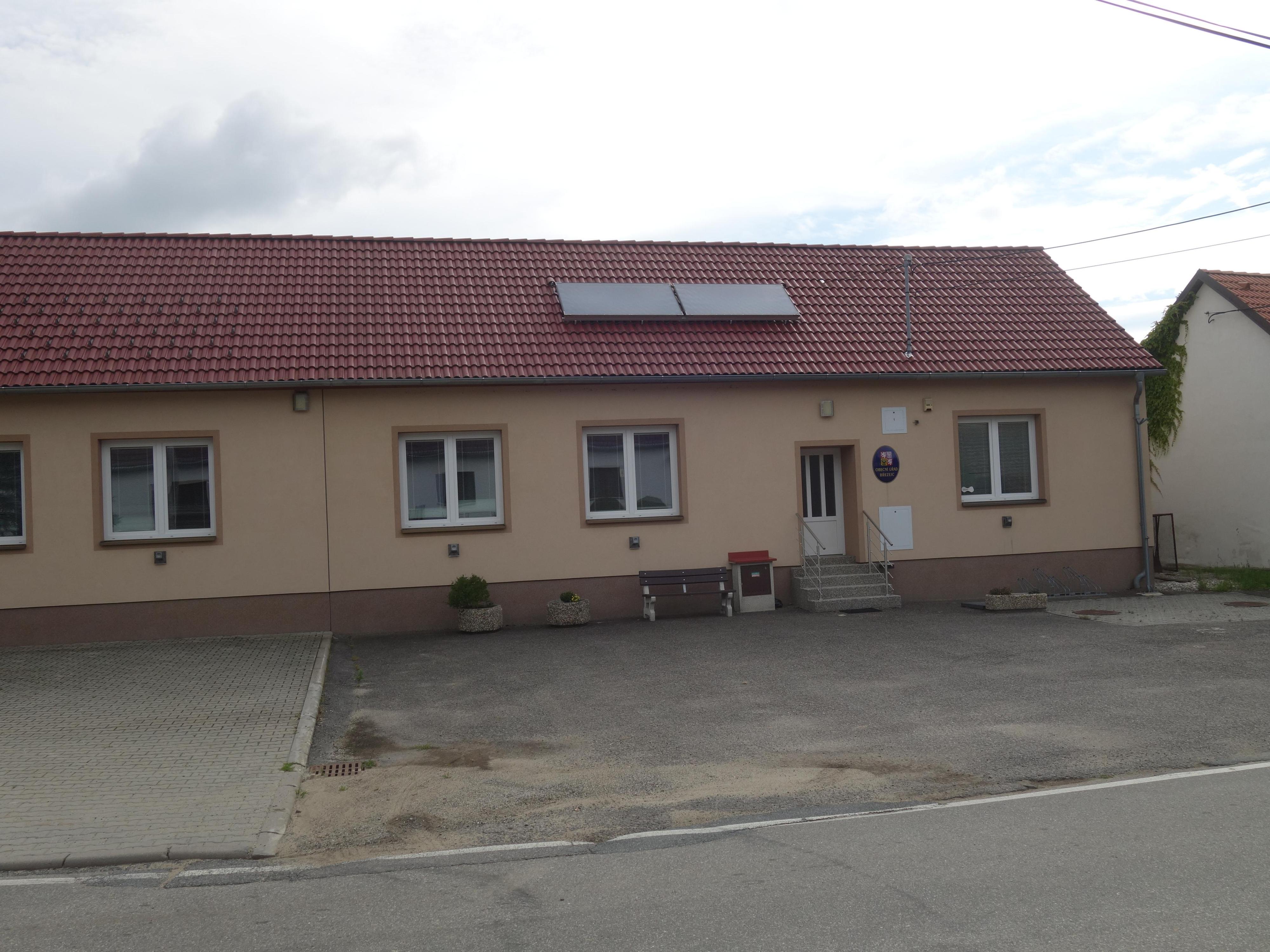 Březejc - obecní úřad foto 2