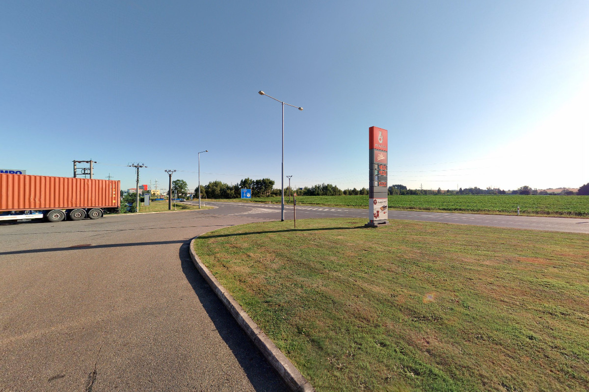 Nabíjecí stanice ČEZ