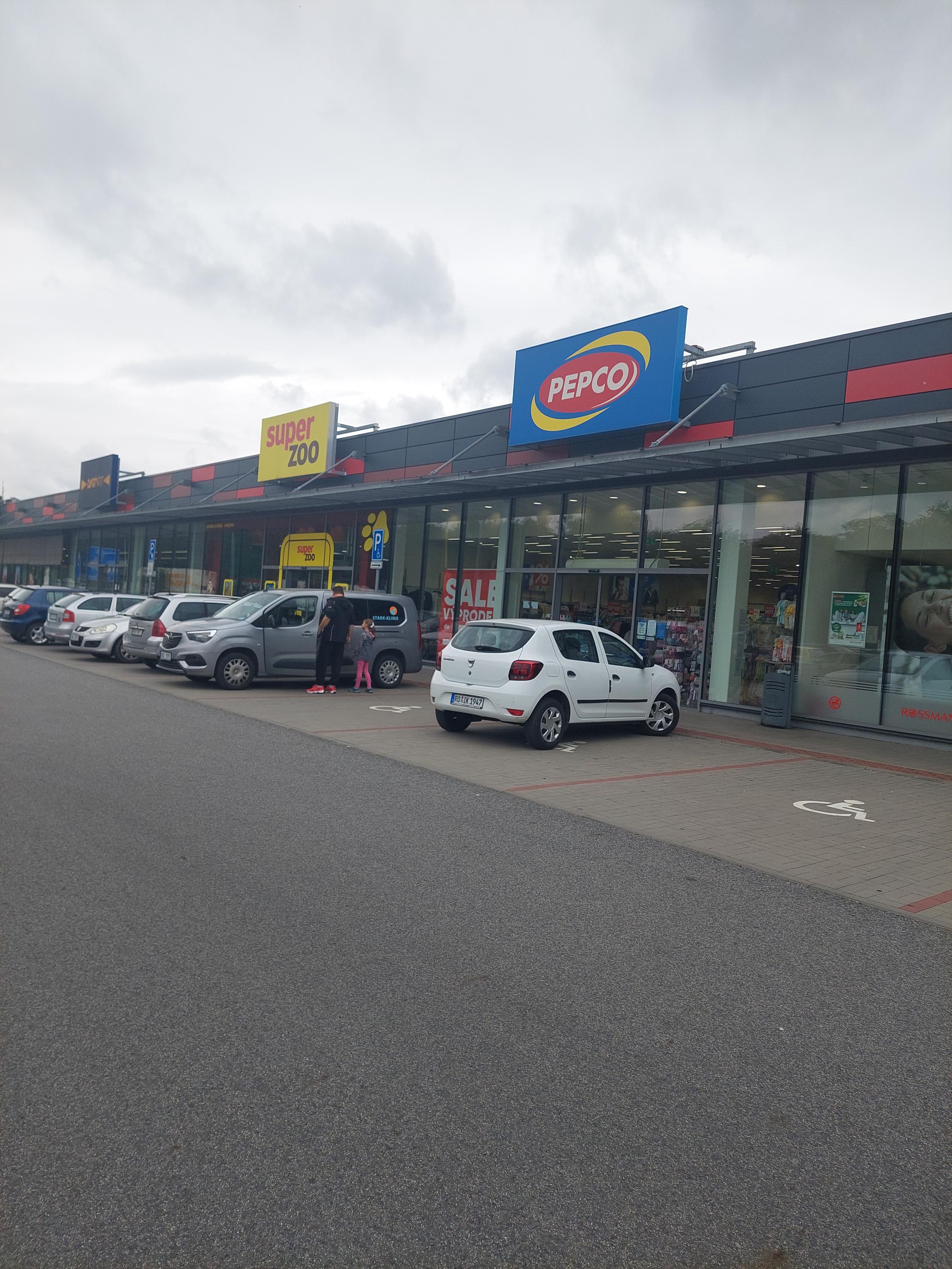 OC Fastmall foto 3