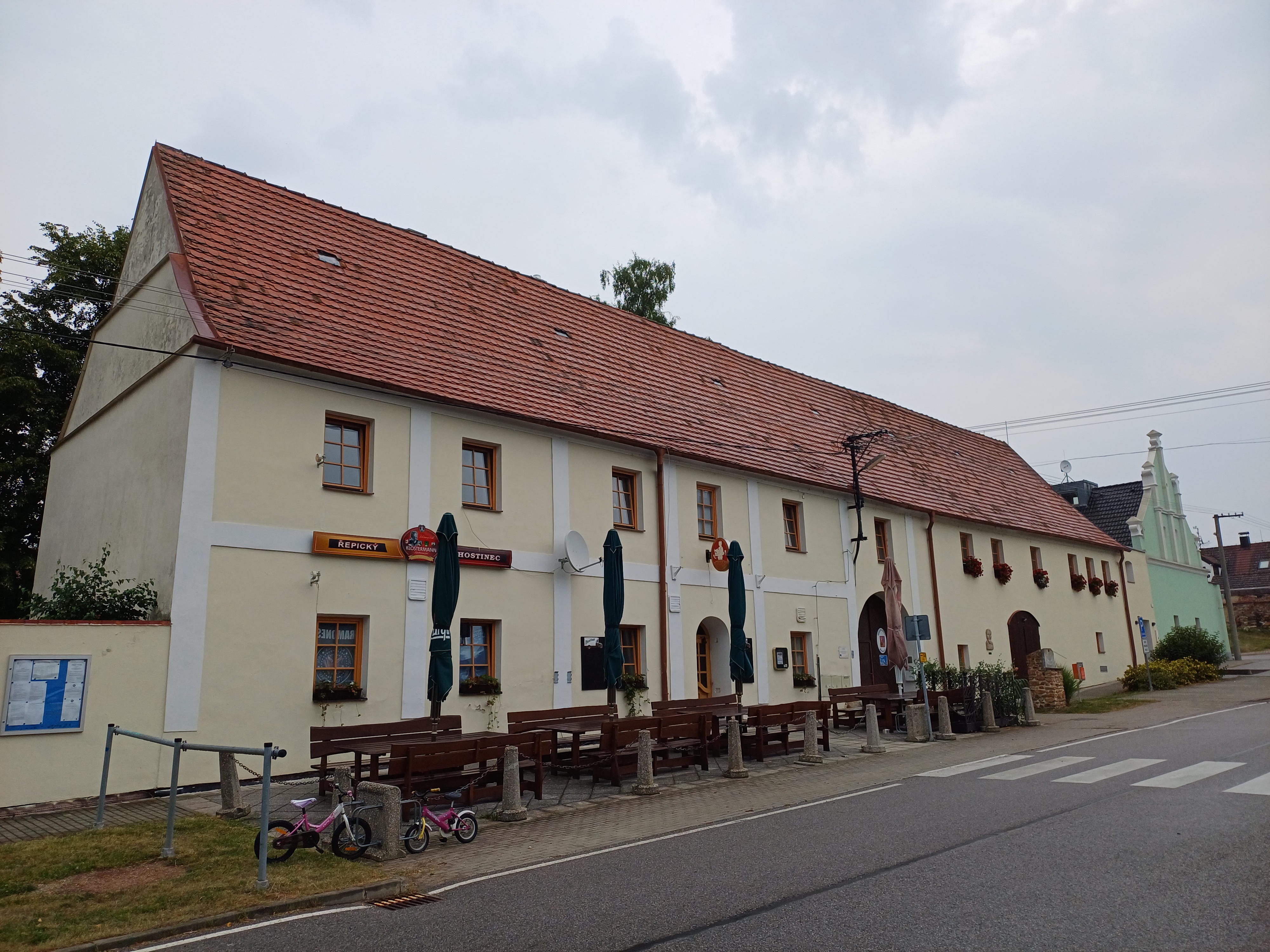 HOSPODA ŘEPICE foto 2