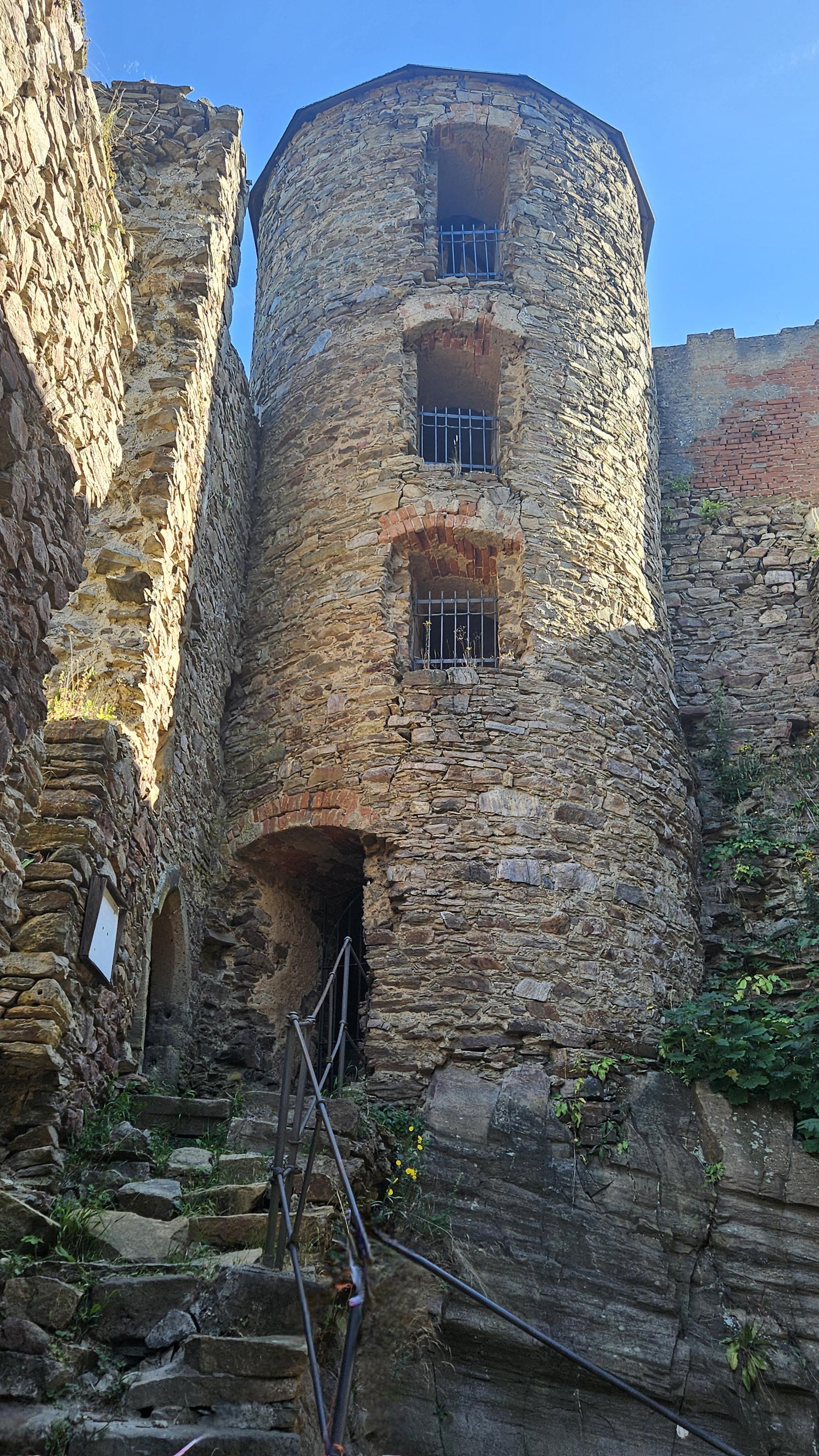 Hrad Hasištejn foto 2