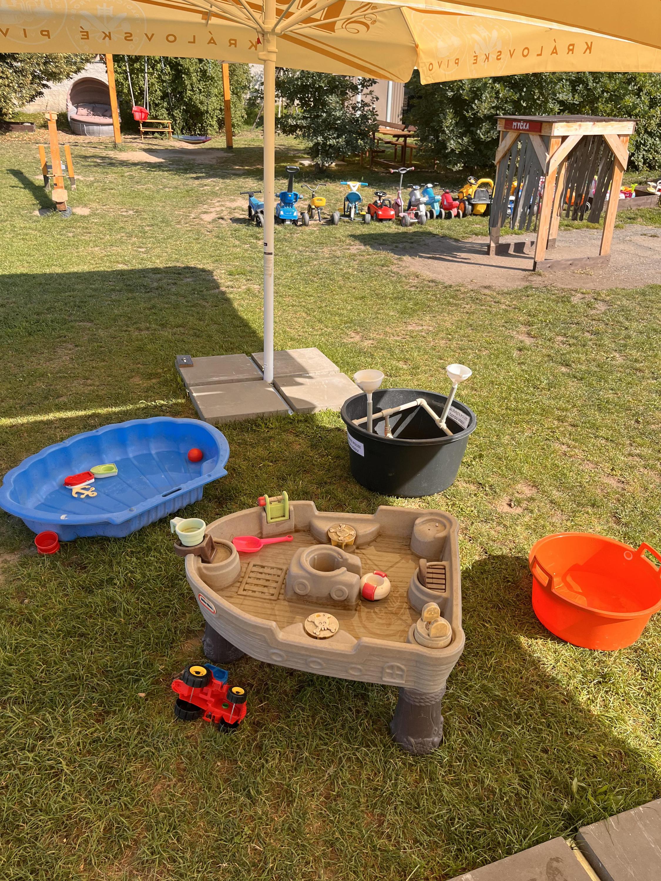 Hravá zahrada foto 6