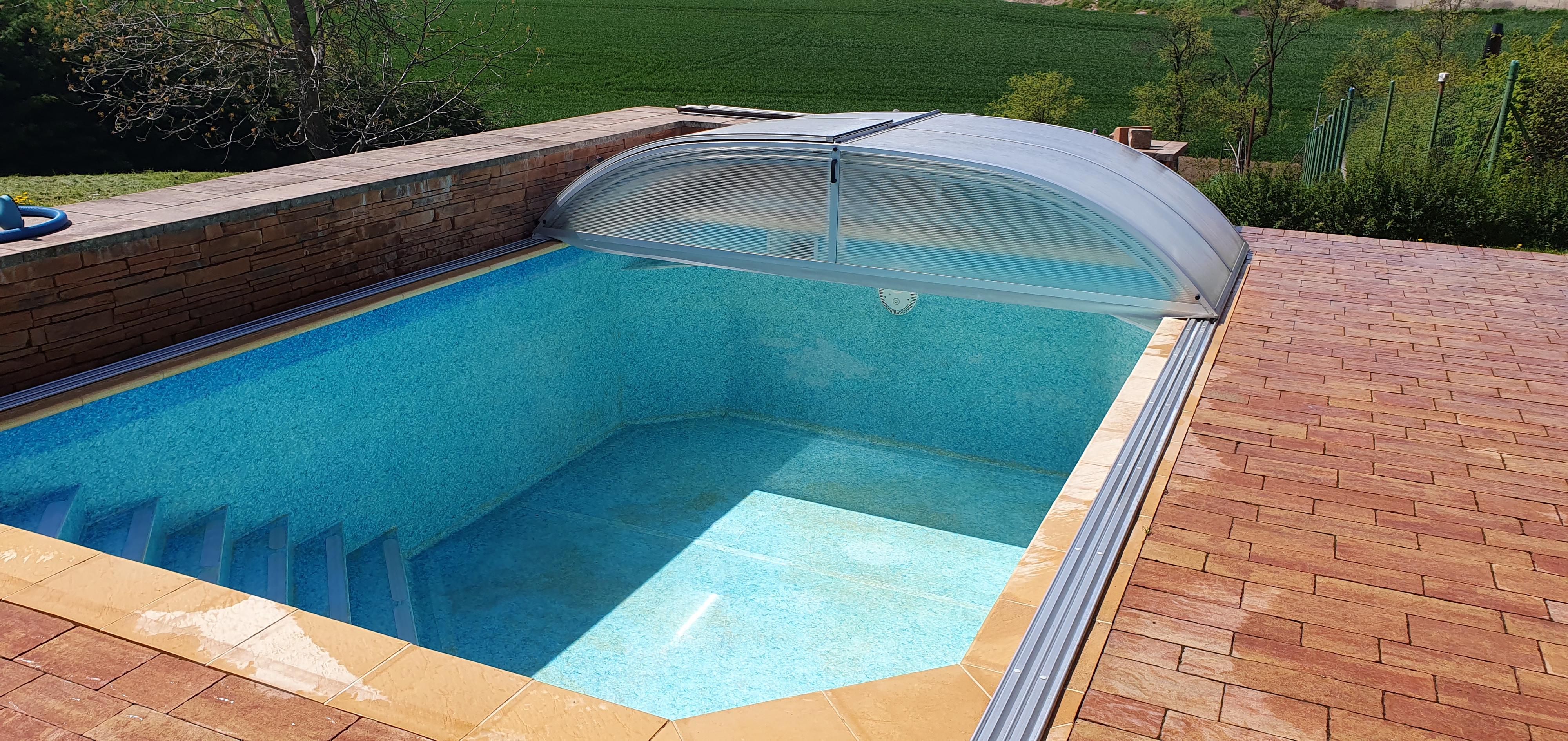 Poolbluegate