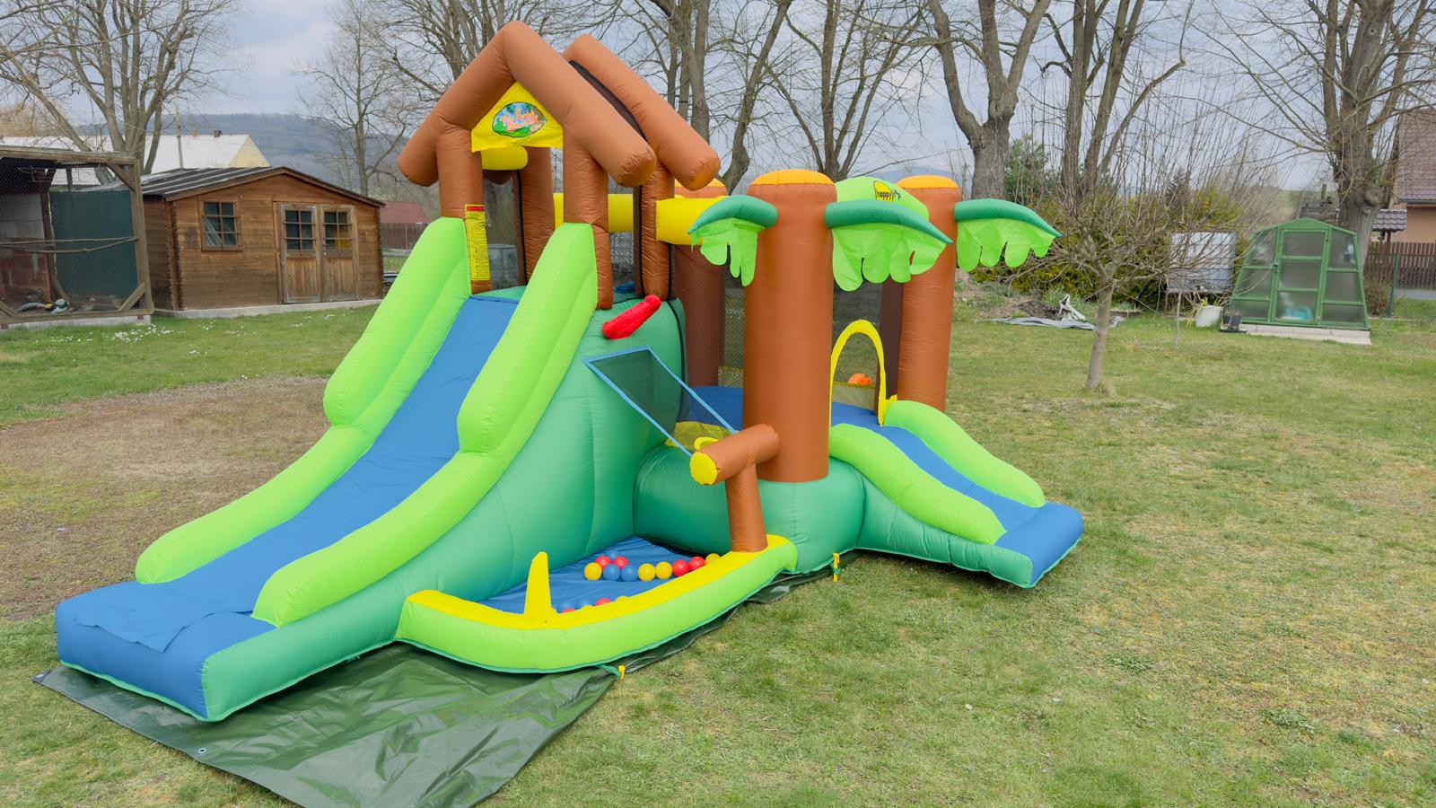 Půjčení skákacího hradu - Pohádkový les