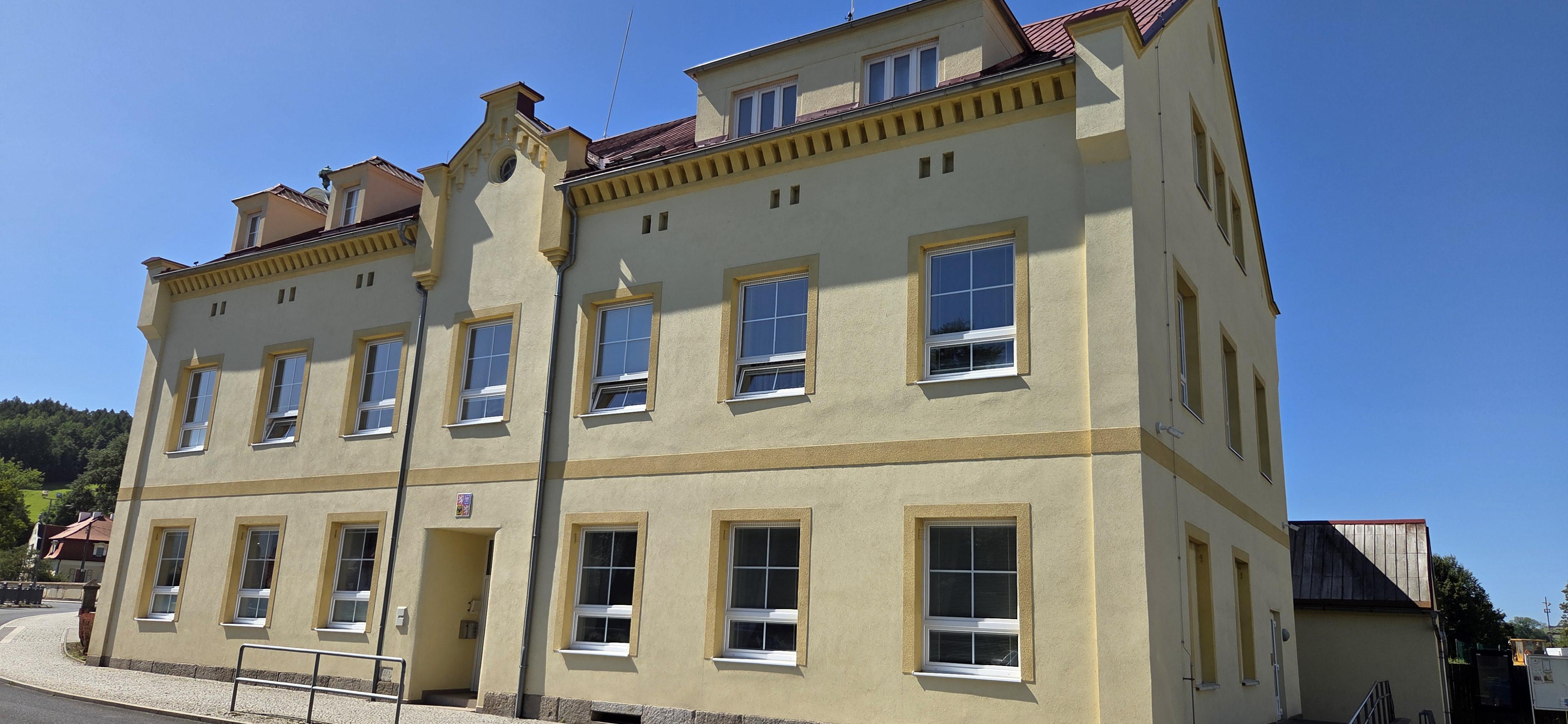 Městská knihovna a informační centrum foto 3