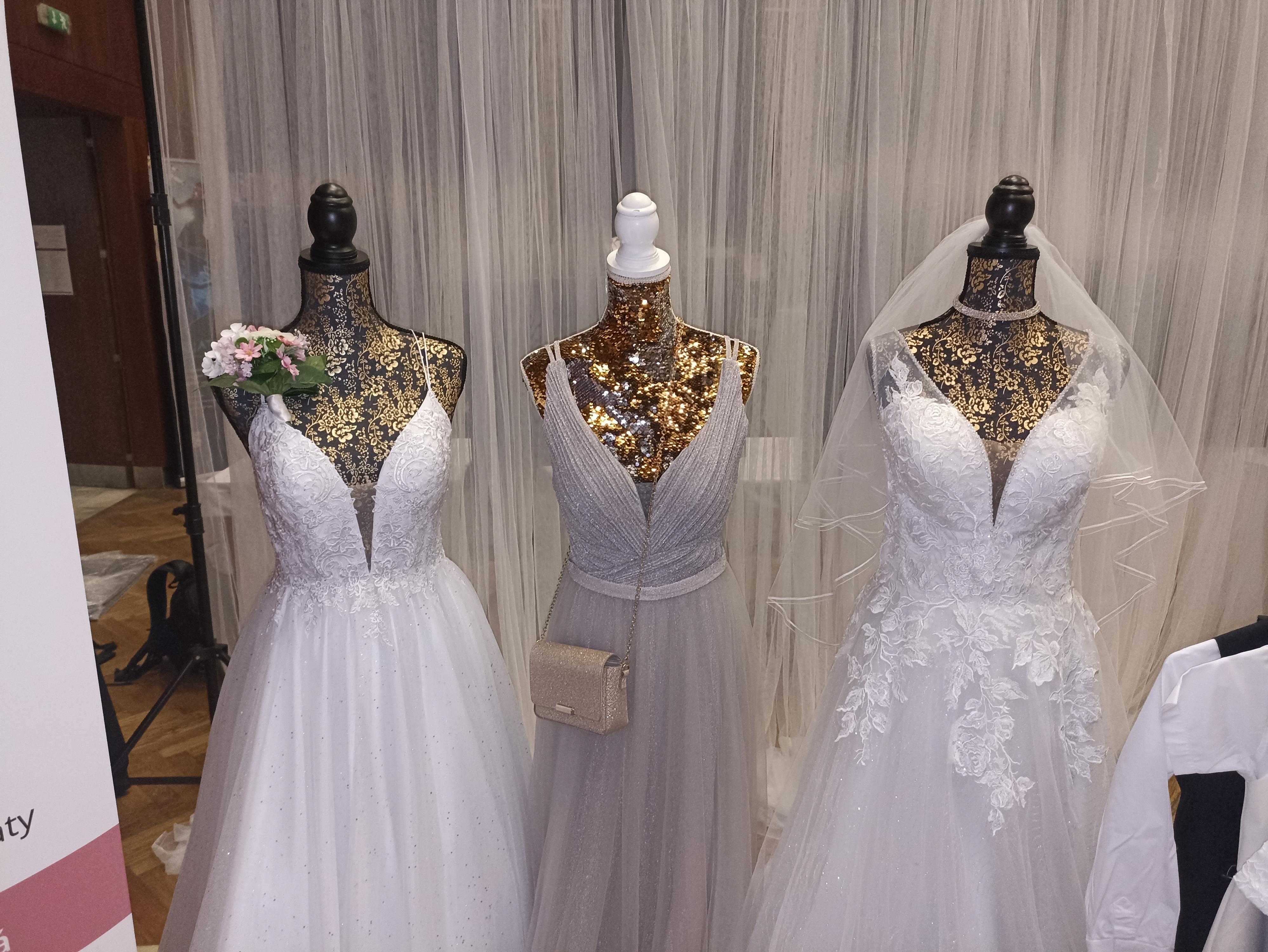 Půjčovna šatů Katrina foto 4