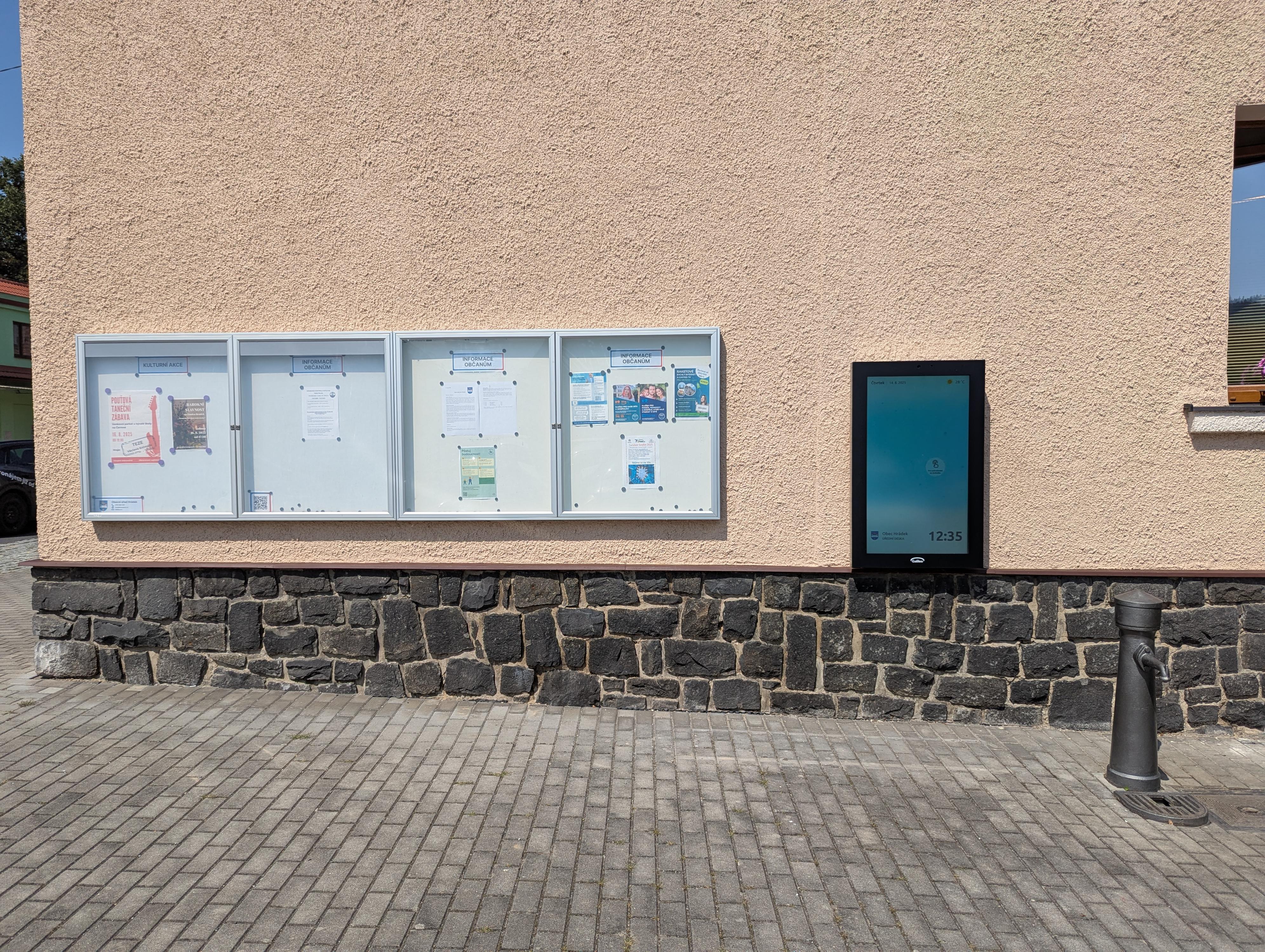 Hrádek - obecní úřad foto 5