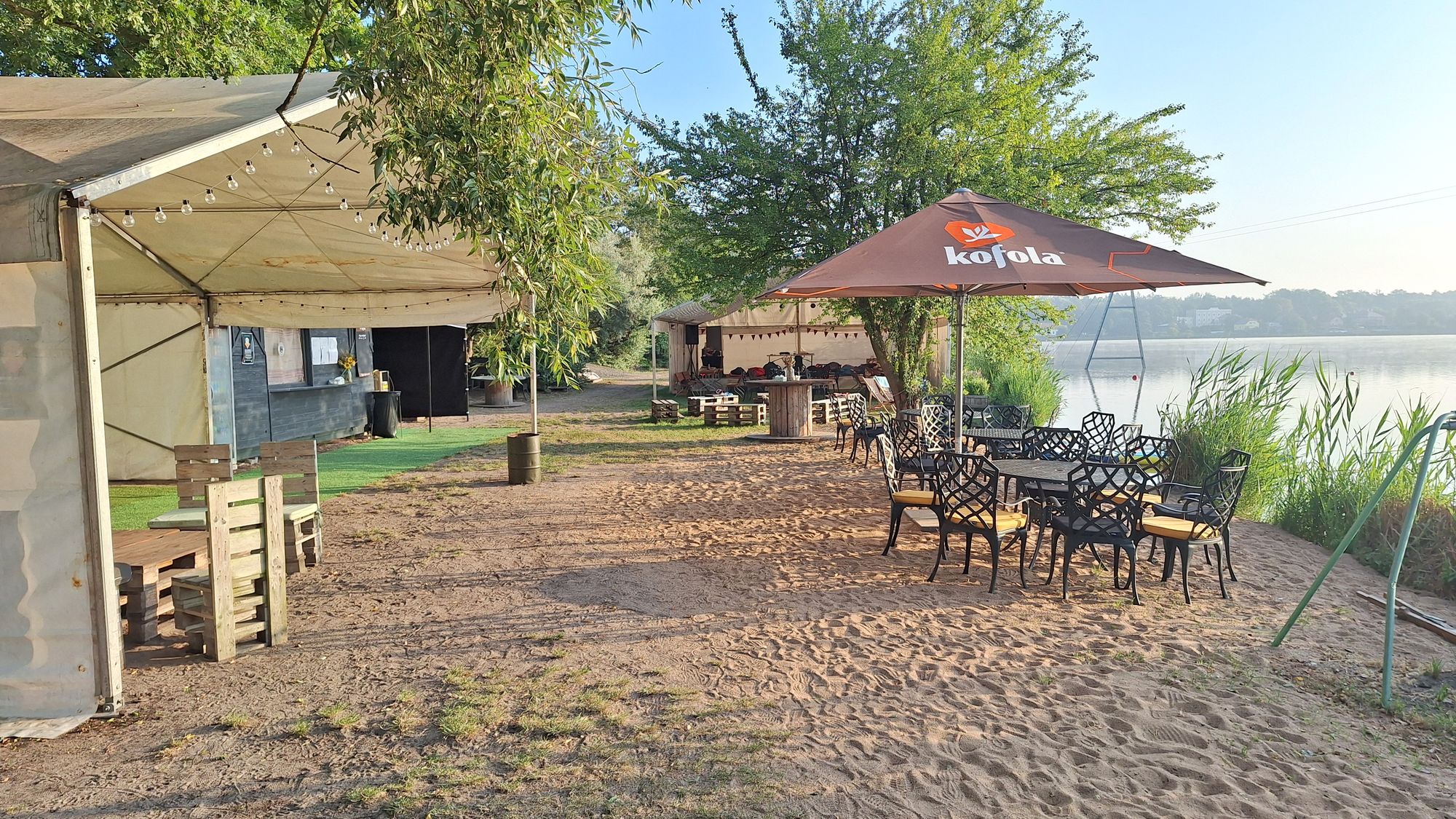 Bar Břehy foto 1