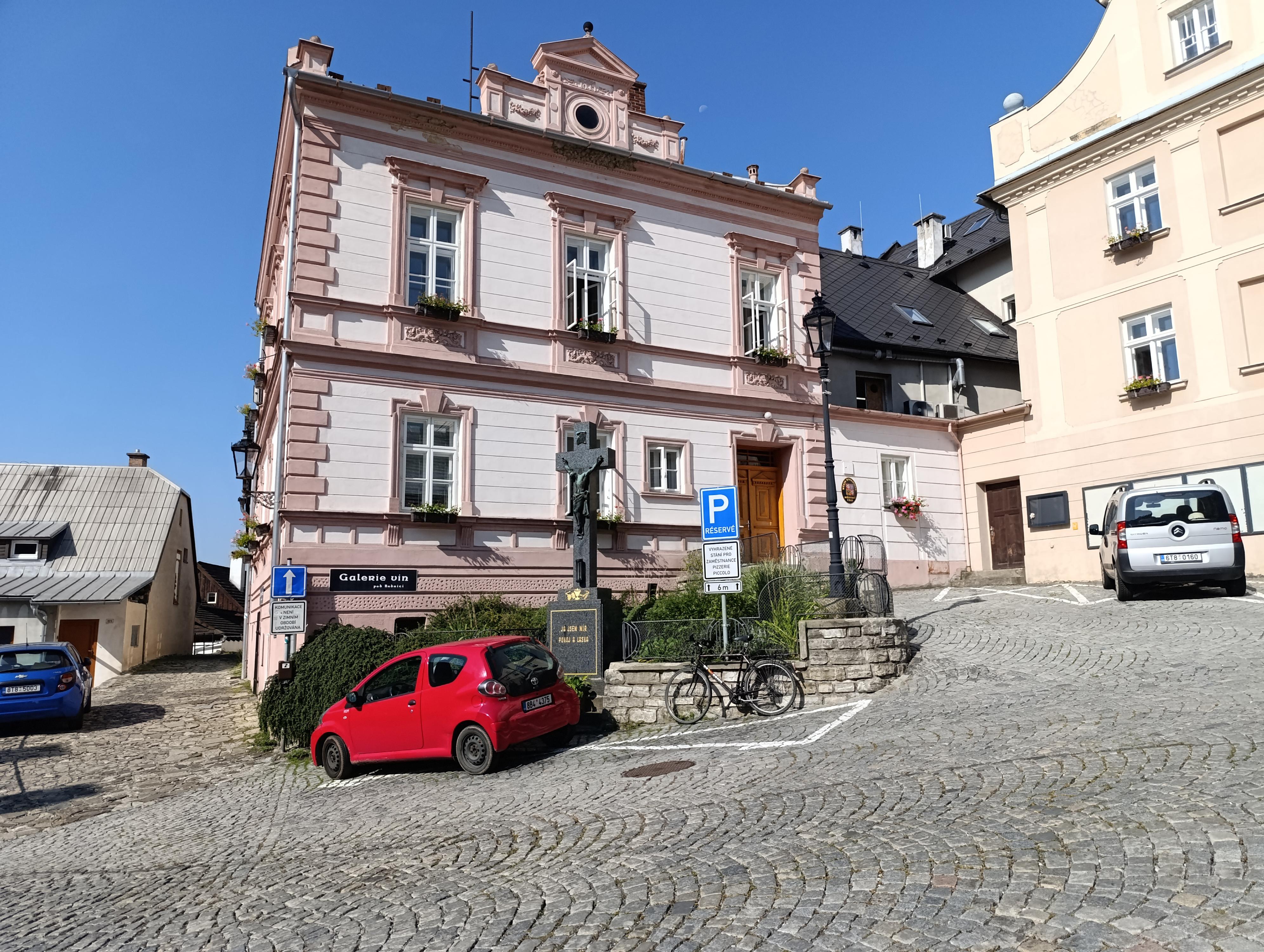 Galerie vín pod Radnicí foto 6