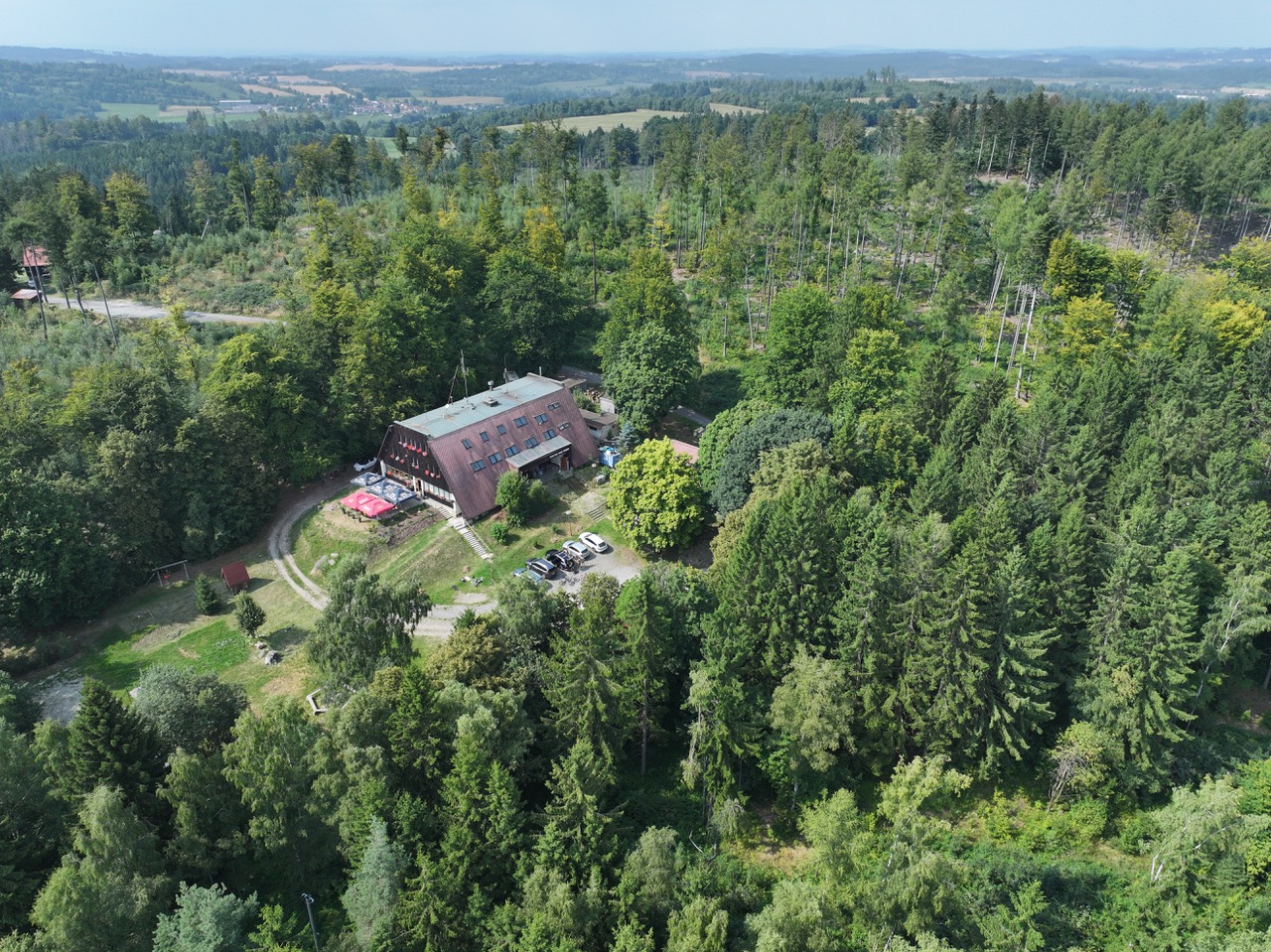 CHATA ČEŘÍNEK foto 3