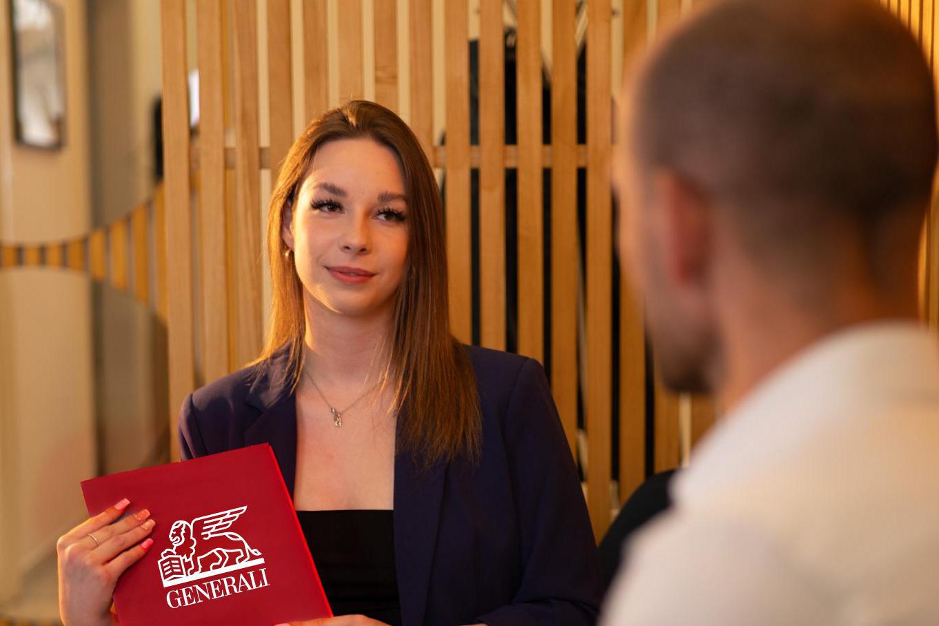 Adéla Brožková - finanční služby