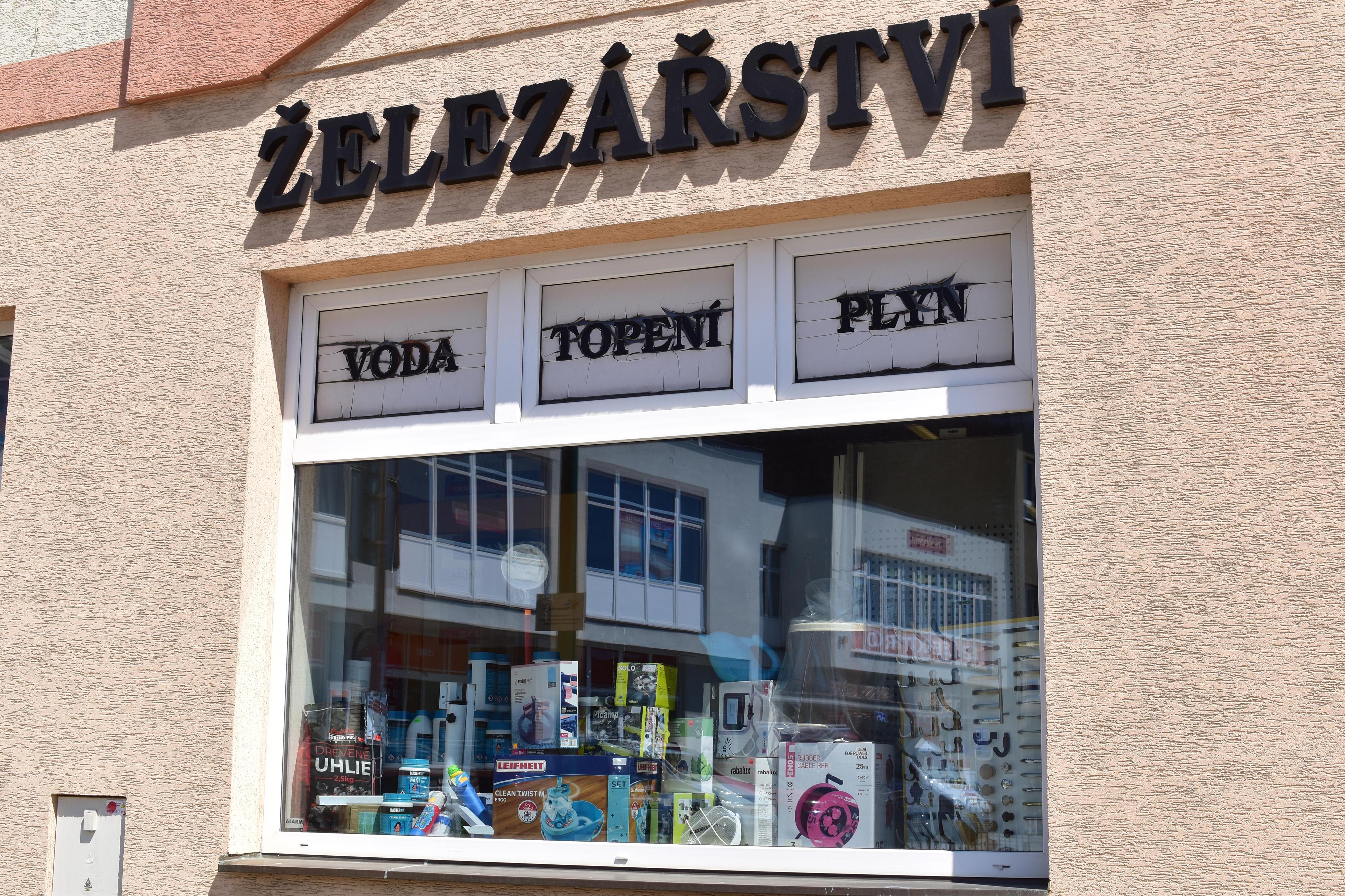 ŽELEZÁŘSTVÍ  Aleš Novák