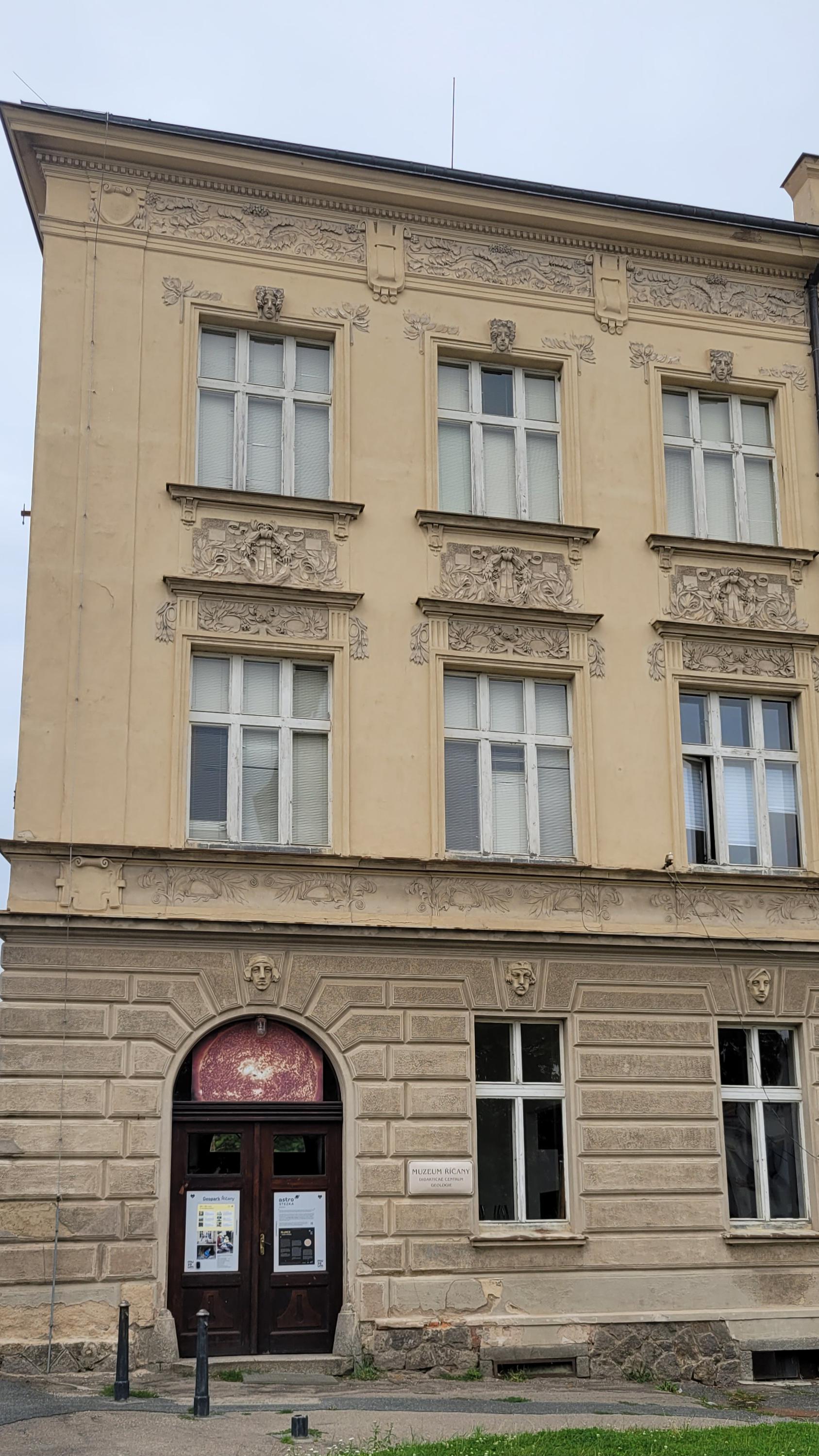 1. ZŠ Říčany foto 5