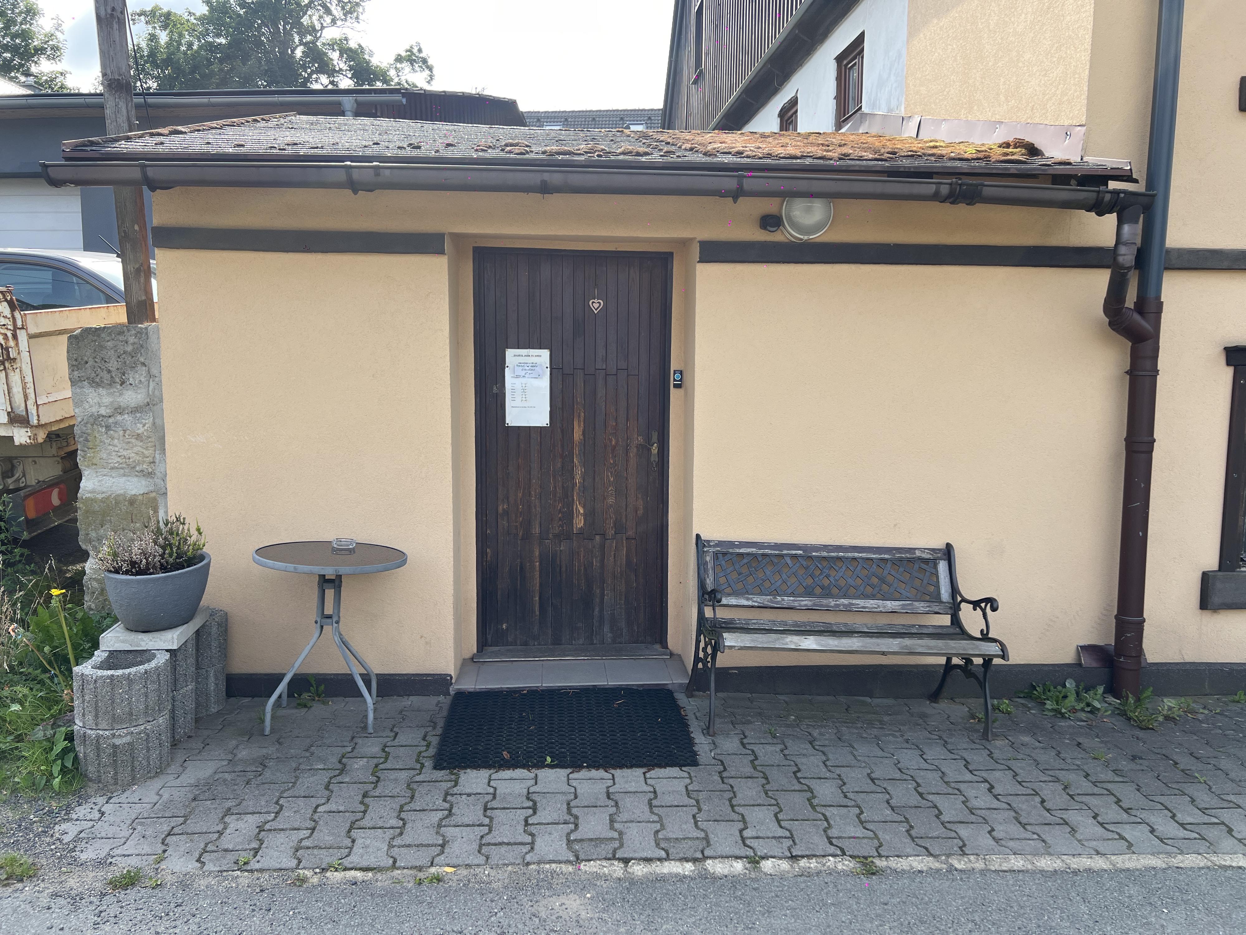 Obchůdek U Tří lip