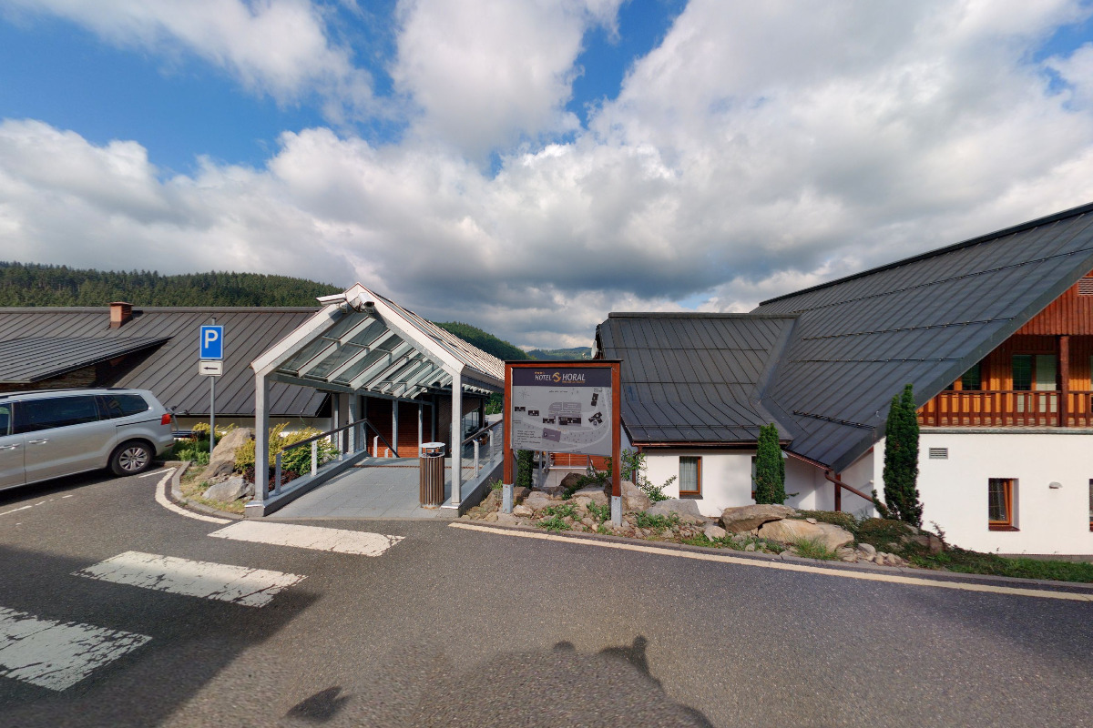 Termální bazény Wellness Horal foto 2