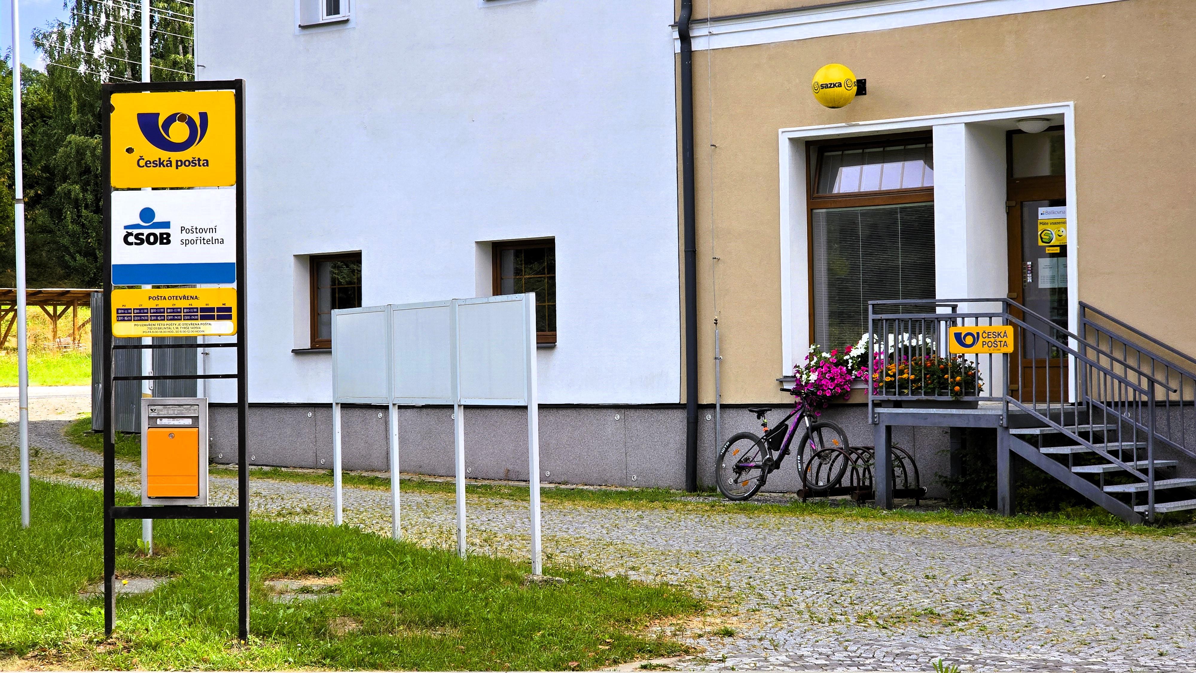 Pošta Partner Karlovice foto 2