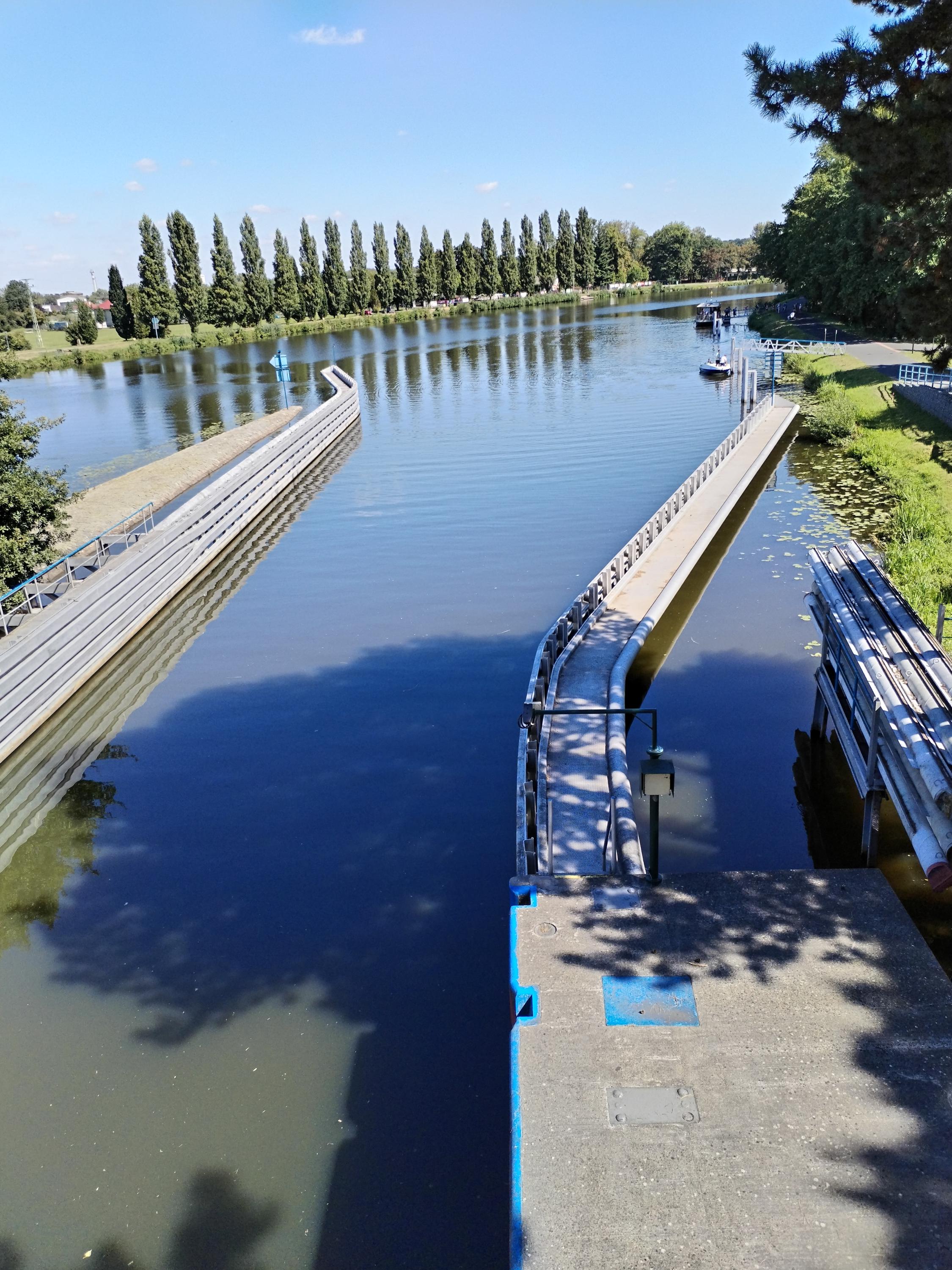Plavební komora Nymburk foto 2