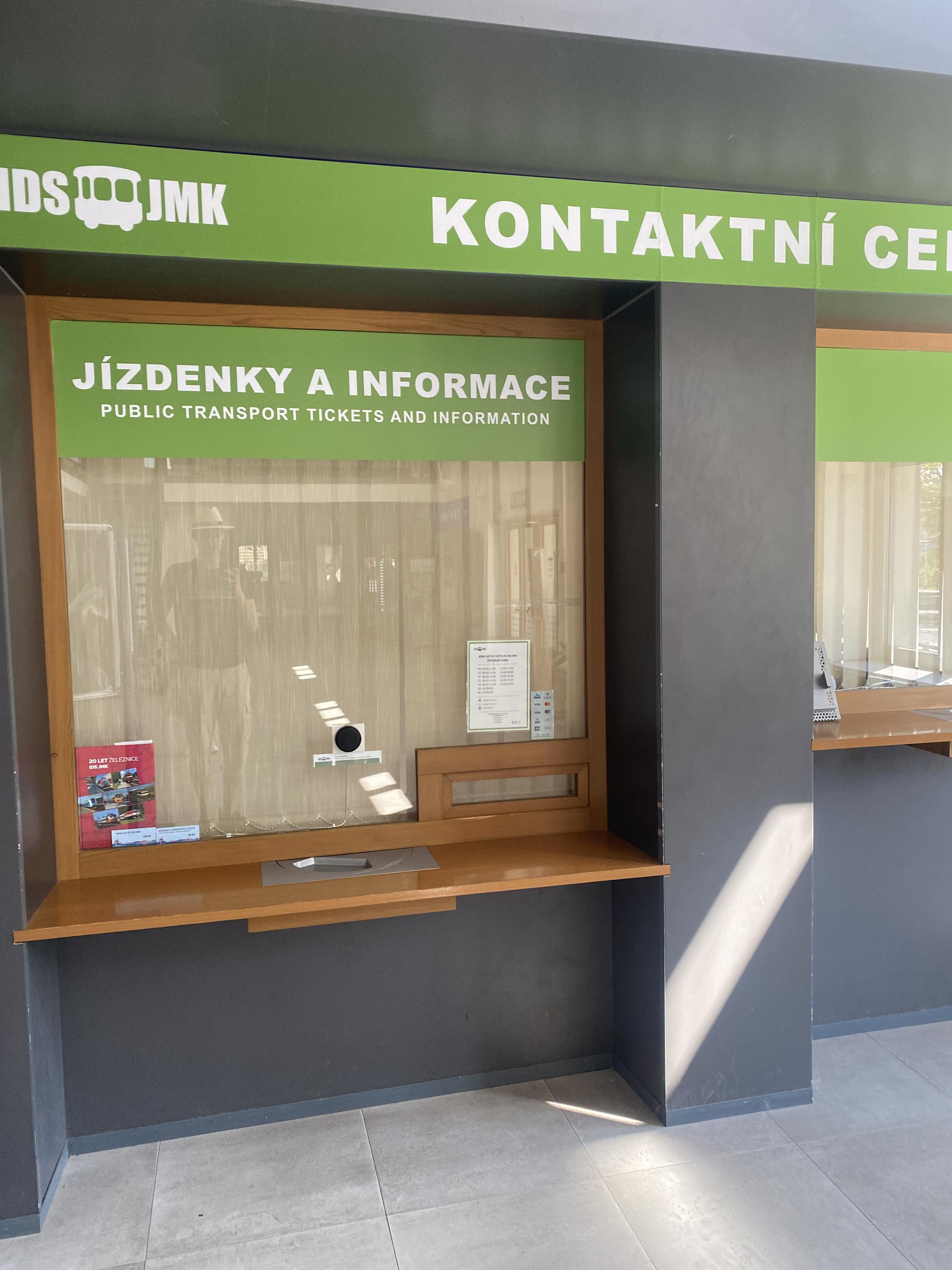 Kontaktní centrum IDS JMK foto 2