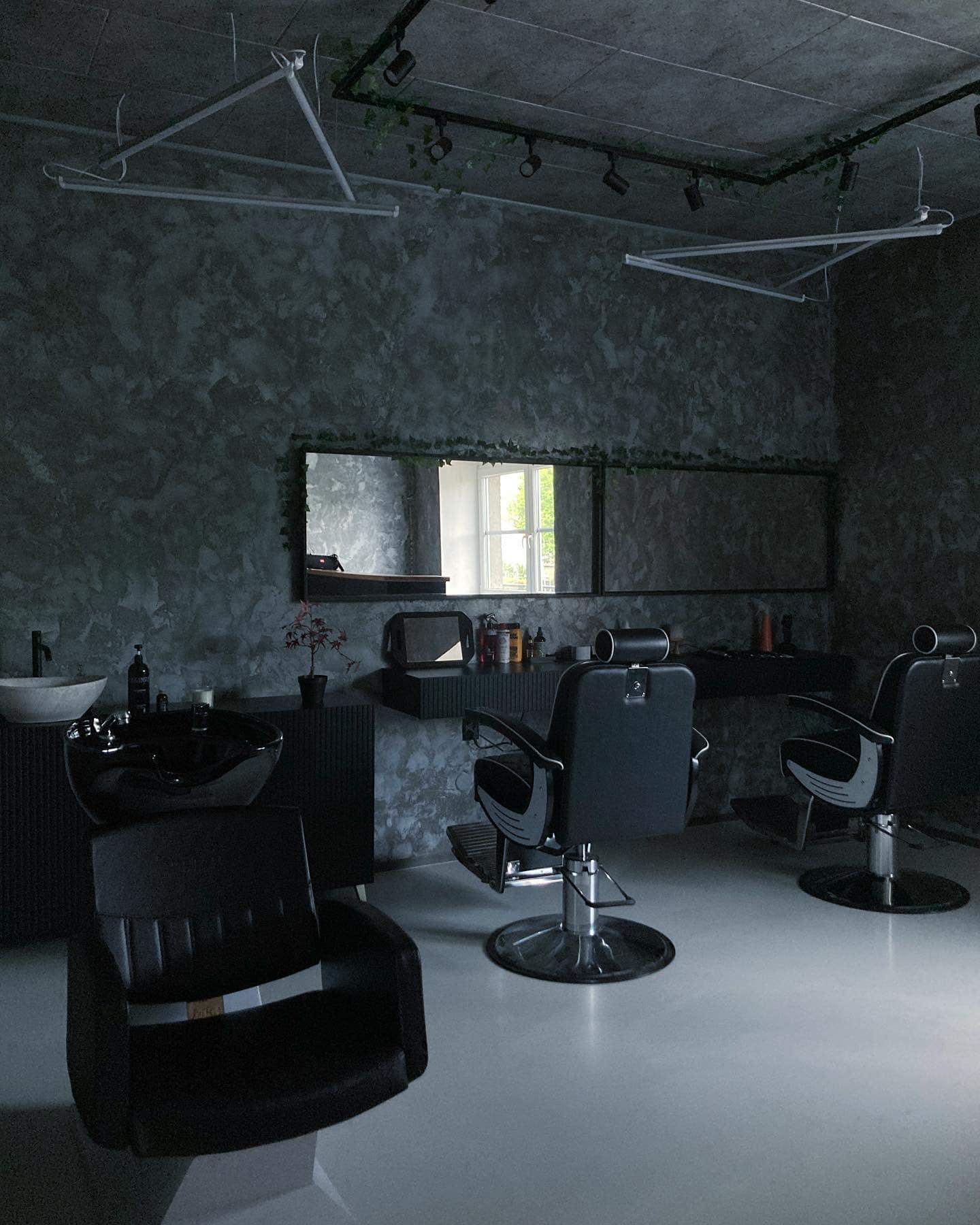 Nearby Men Salon foto 2
