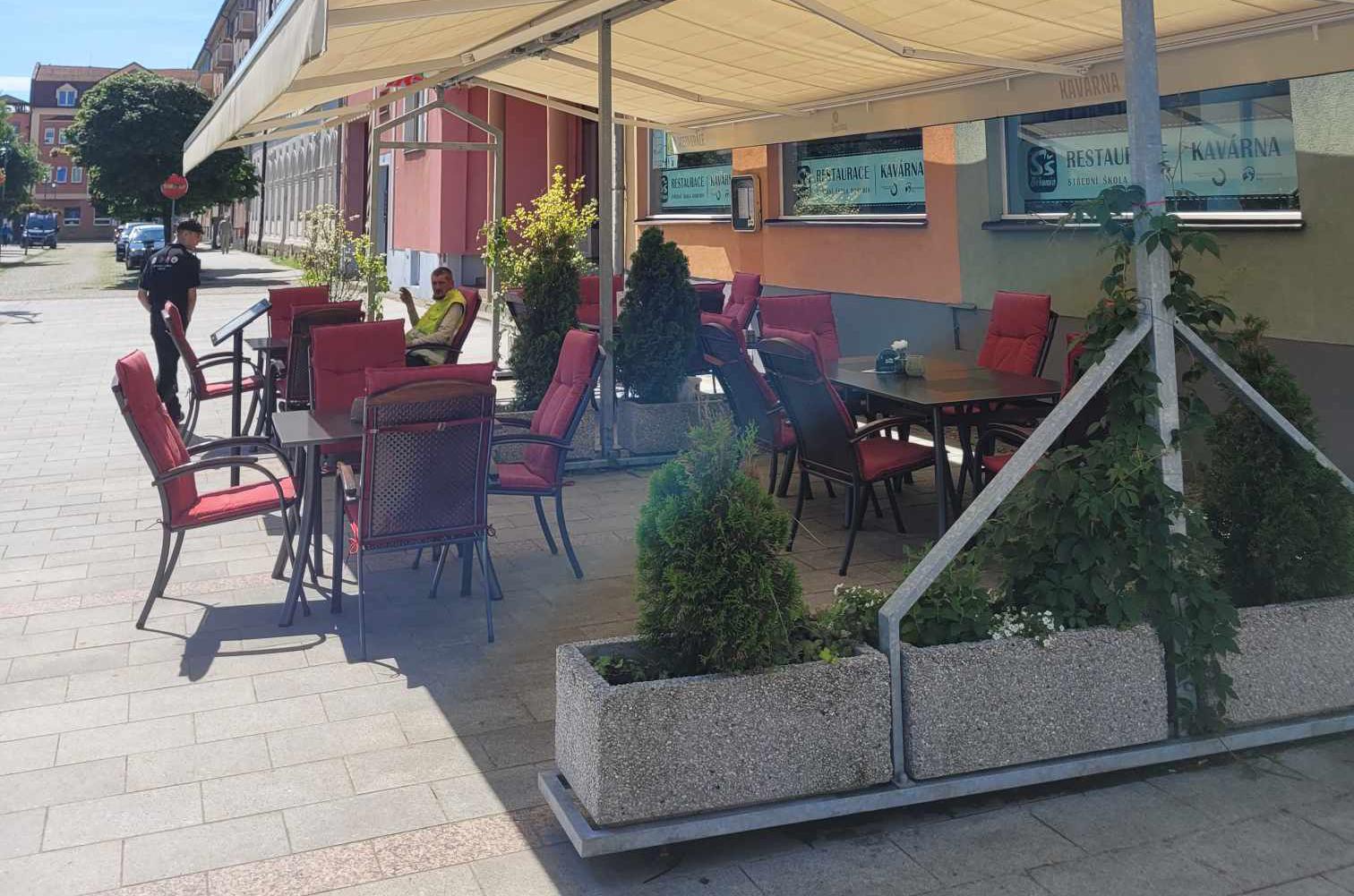 Kavárna a Restaurace Na náměstí