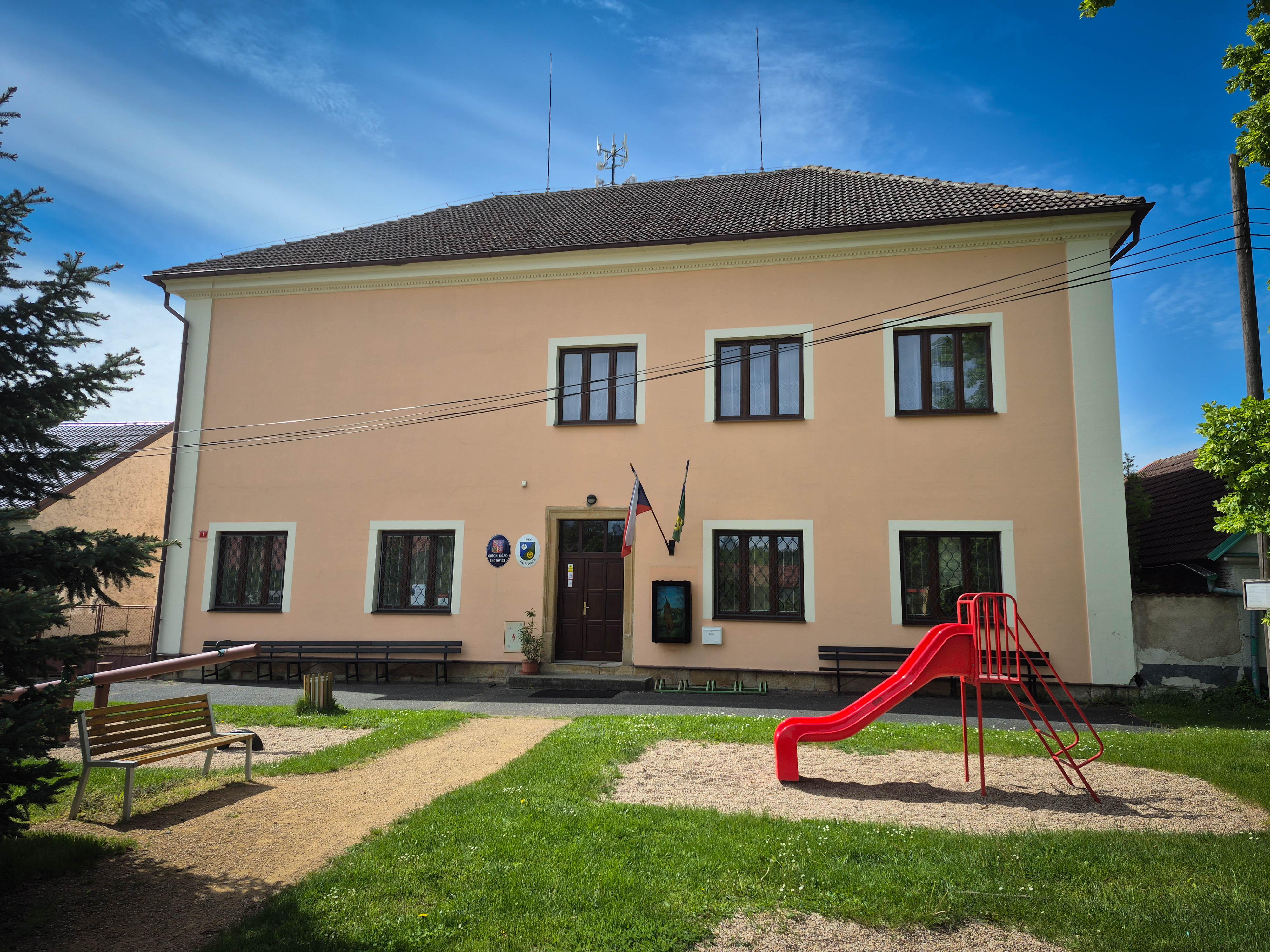 Choťovice - obecní úřad